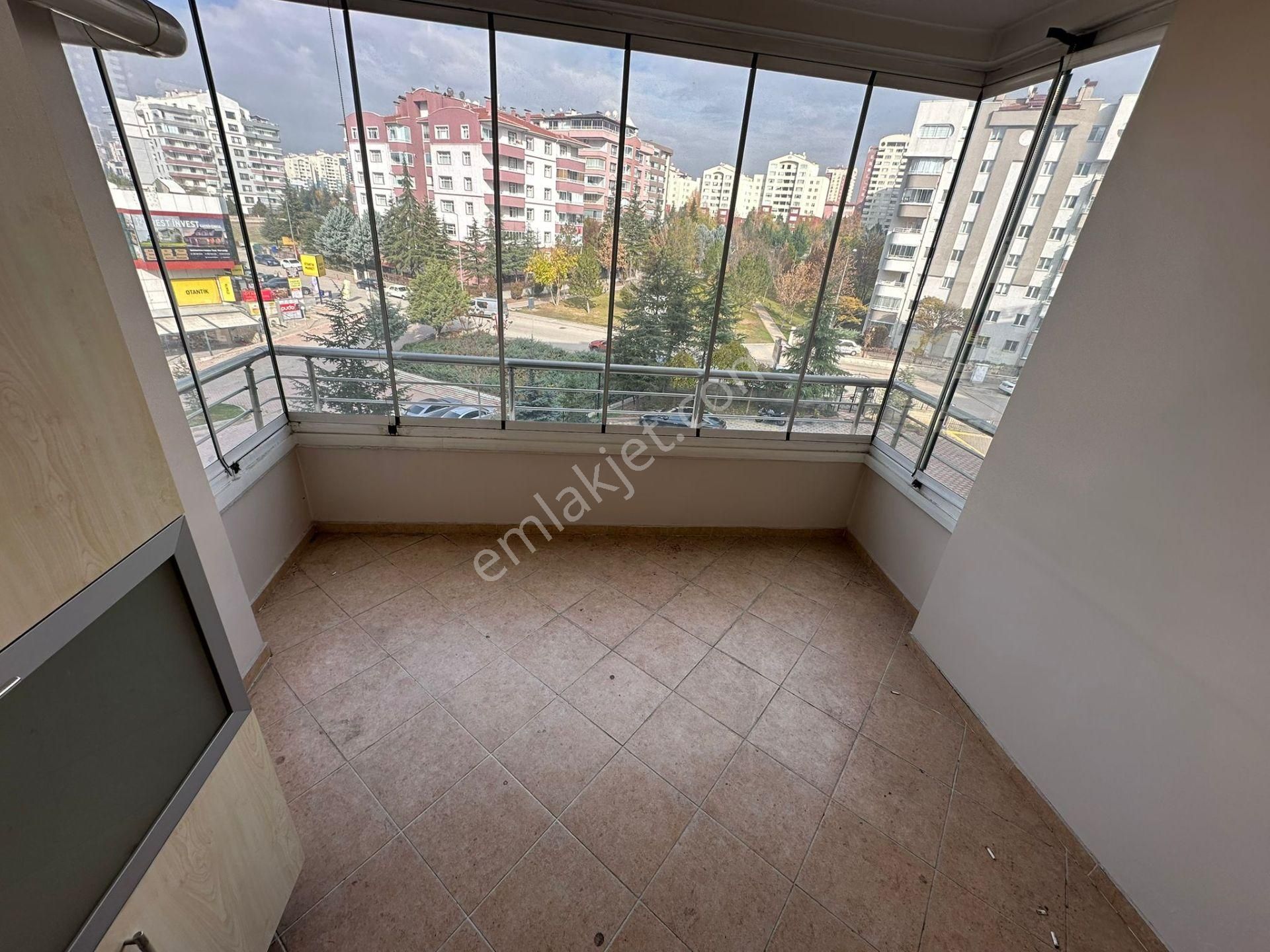 Bölgenin En Prestijli Konutlarında Ayaş Yolu Üzeri 3+1 Geniş M² - Görsel 33