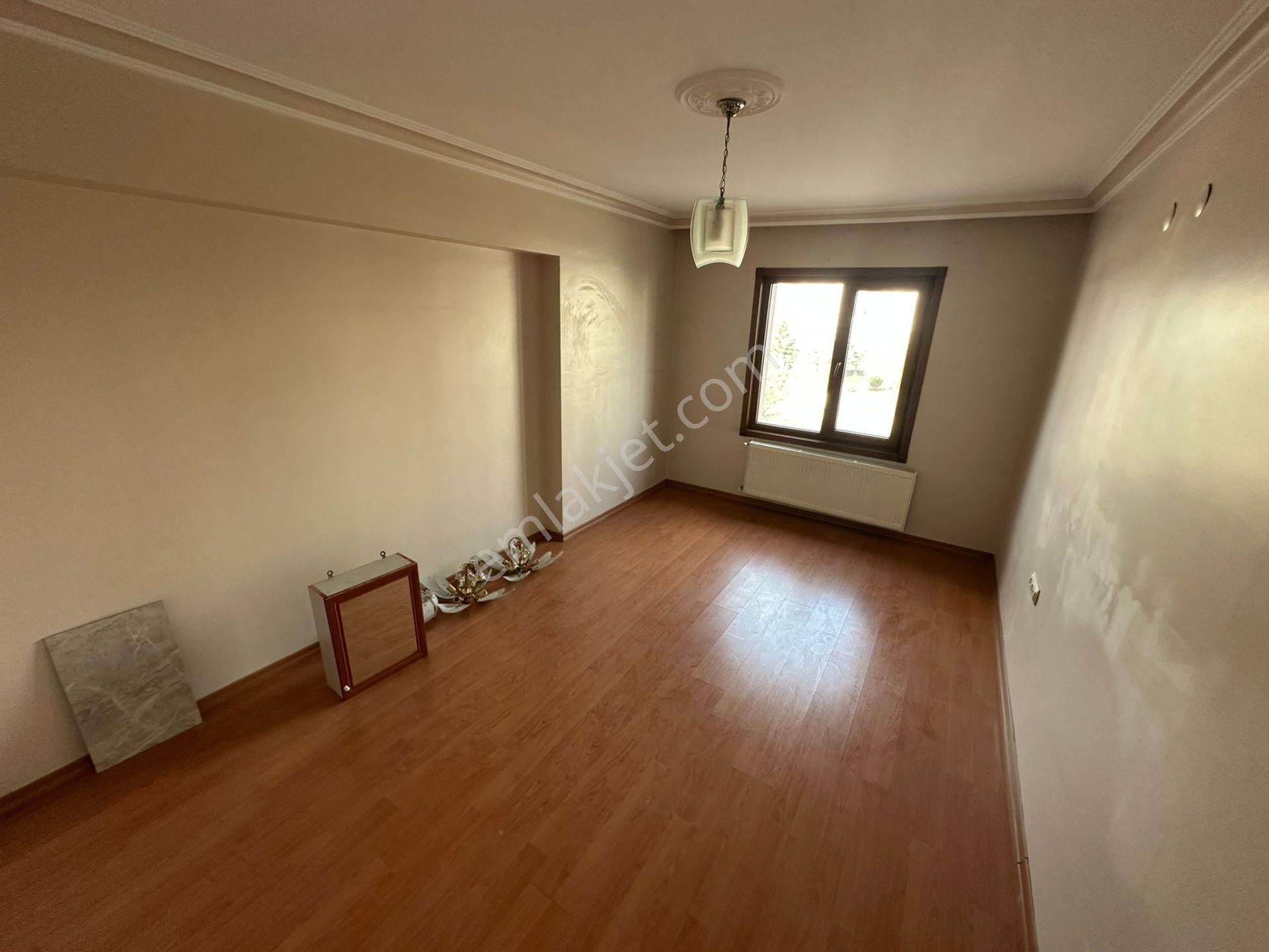 Bölgenin En Prestijli Konutlarında Ayaş Yolu Üzeri 3+1 Geniş M² - Görsel 20