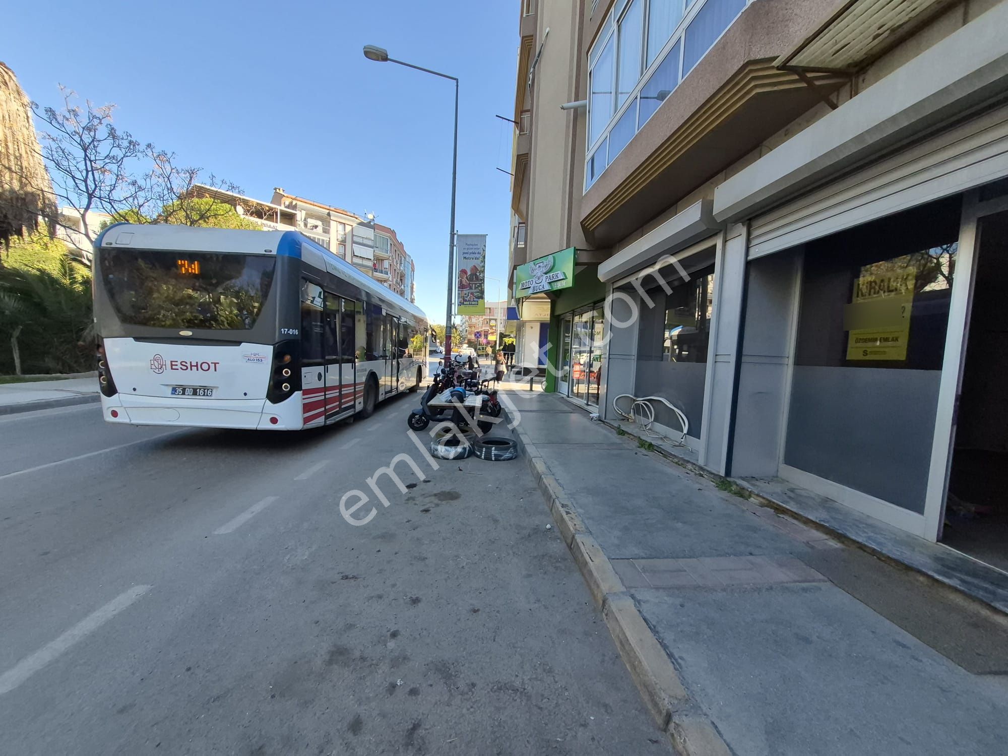 Yeniğün Mah//kaymakamlık'a100metre//çevik1 Meydan/yapıkıredi Bank Yanı//otoparklı,wc,mutfak,kepnkli - Görsel 21