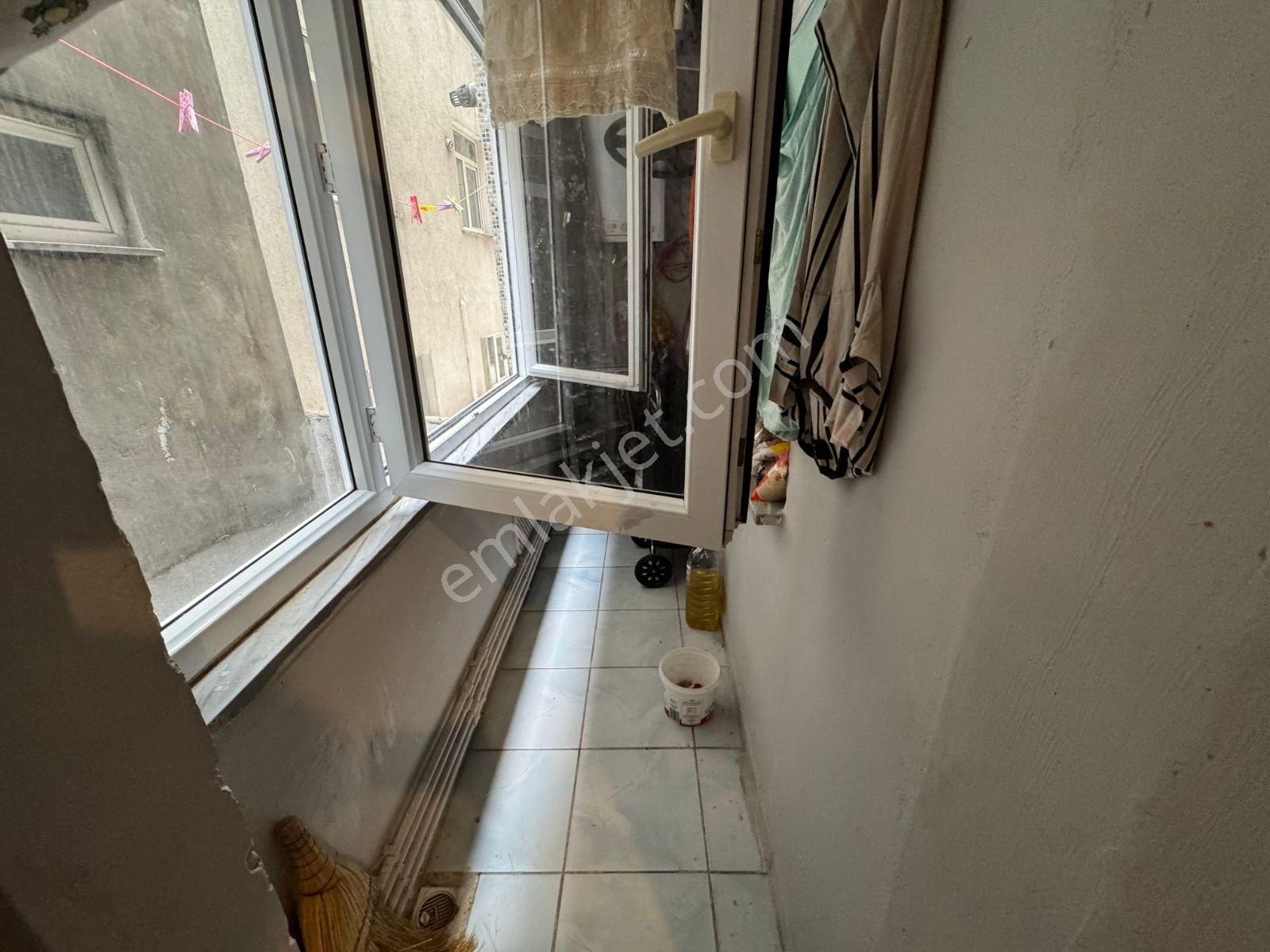 Konak Emlak'tan Satılık 3+1 130m² 22m² Hisseli Tek Daire Üzeri - Görsel 2