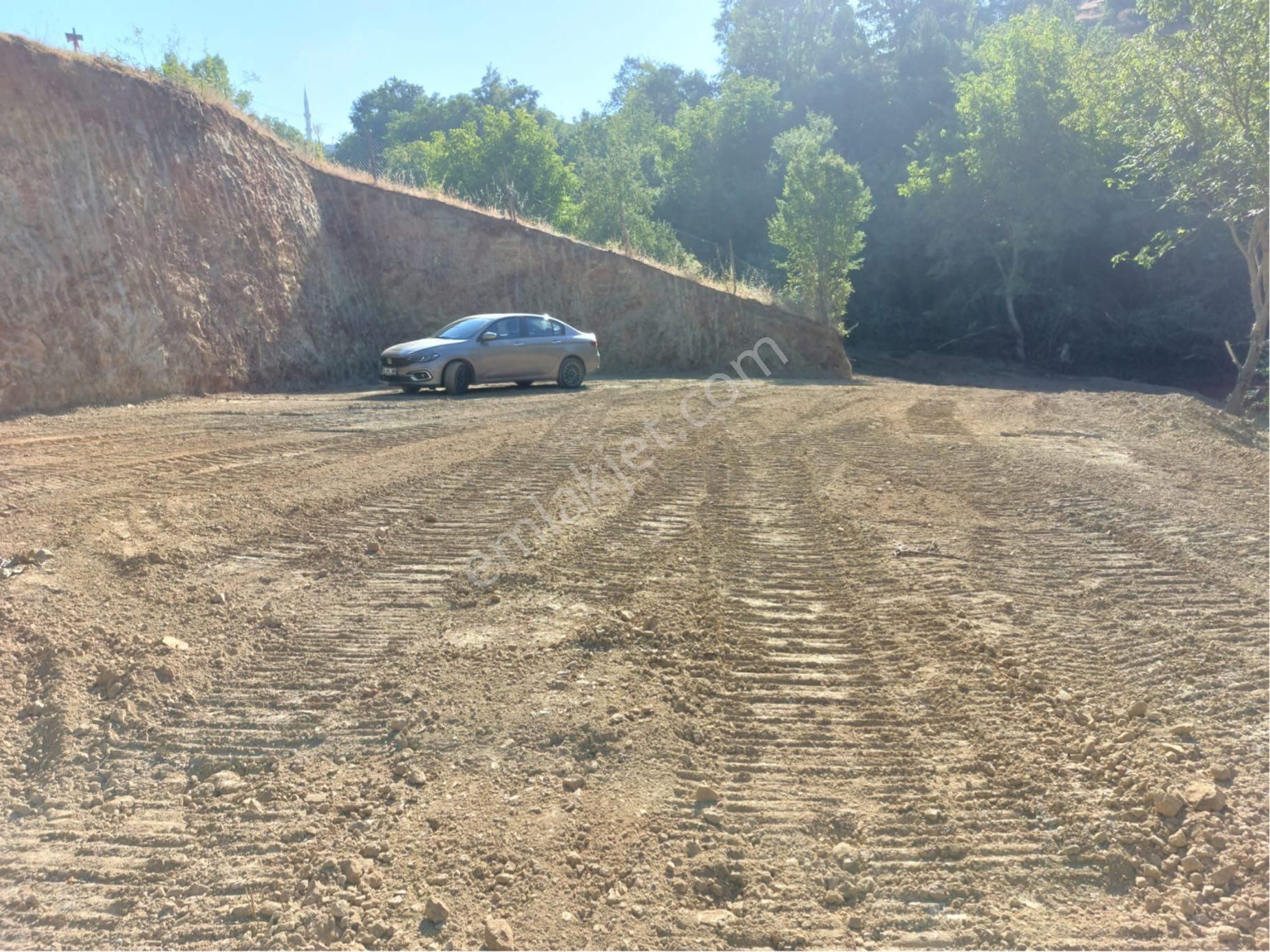 Berkay Emlaktan İmarlı Bahçe