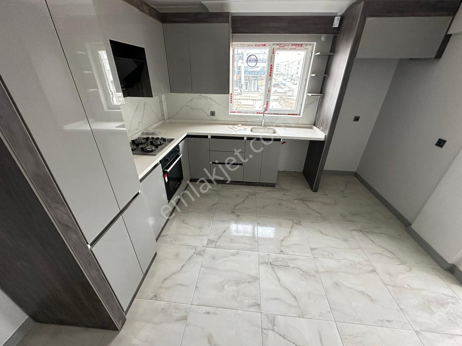 Sincan Yenikentte Satılık 3+1 Sıfır Daire Ara Katta, Son Daire Fırsat - Görsel 4