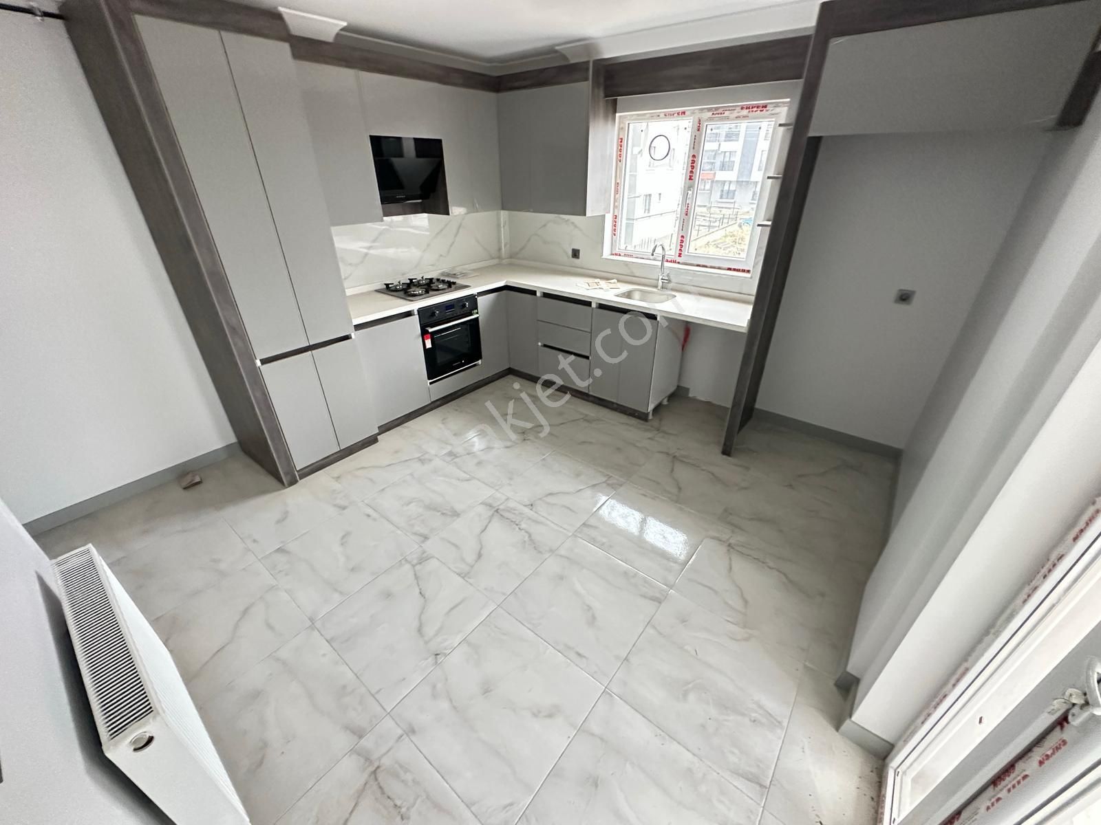 Sincan Yenikentte Satılık 3+1 Sıfır Daire Ara Katta, Son Daire Fırsat - Görsel 2