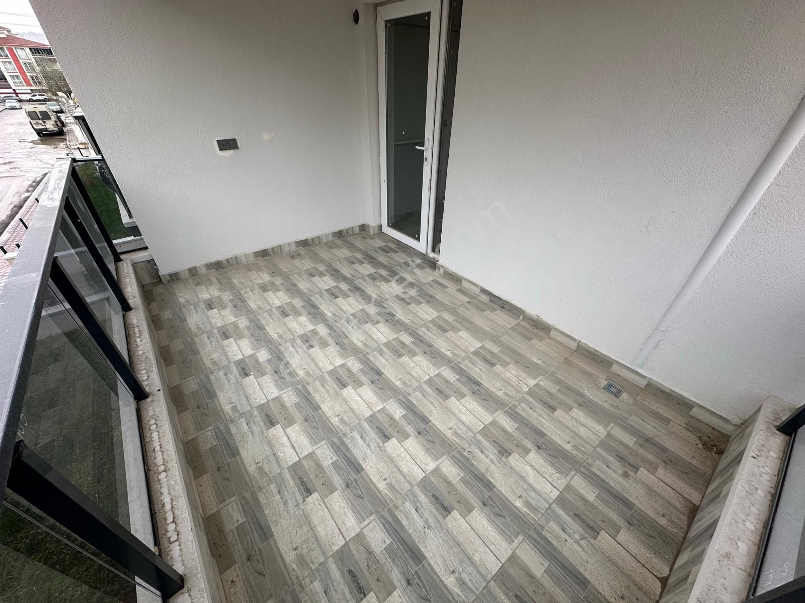 Sincan Yenikentte Satılık 3+1 Sıfır Daire Ara Katta, Son Daire Fırsat - Görsel 5