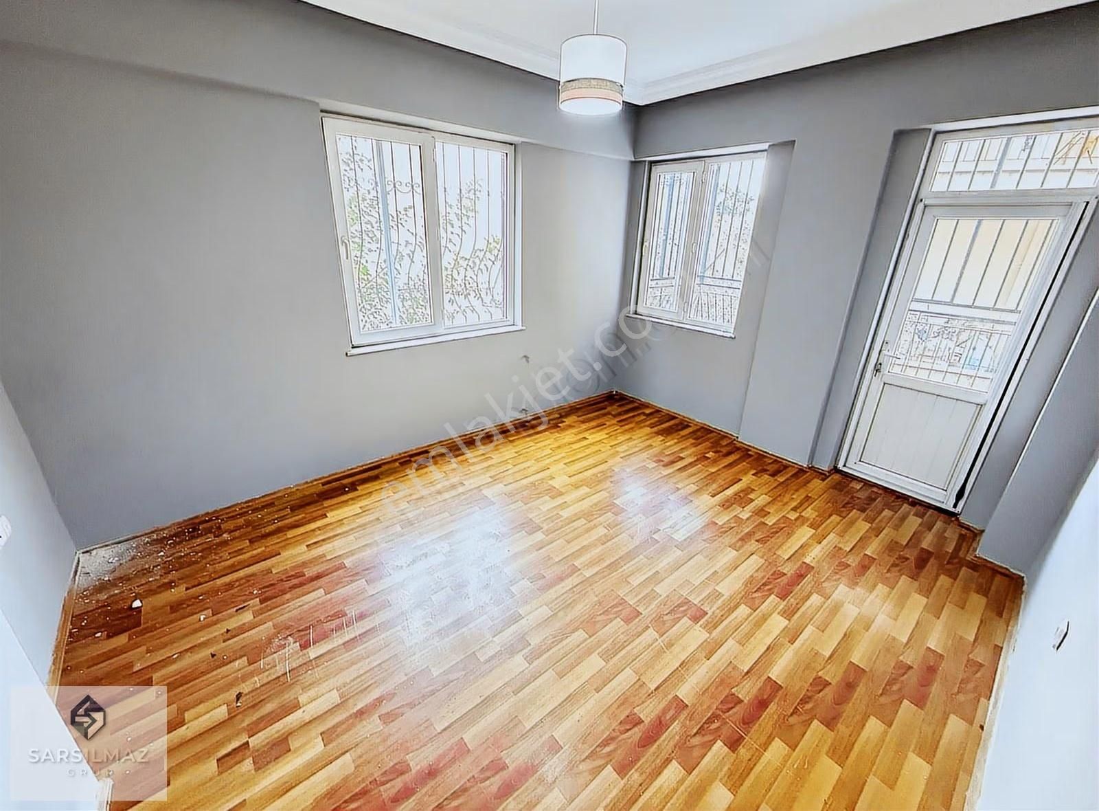 Konuksever Mah'sinde 2+1 Ayrı Mutfaklı 1.katta Kiralık Daire - Görsel 2