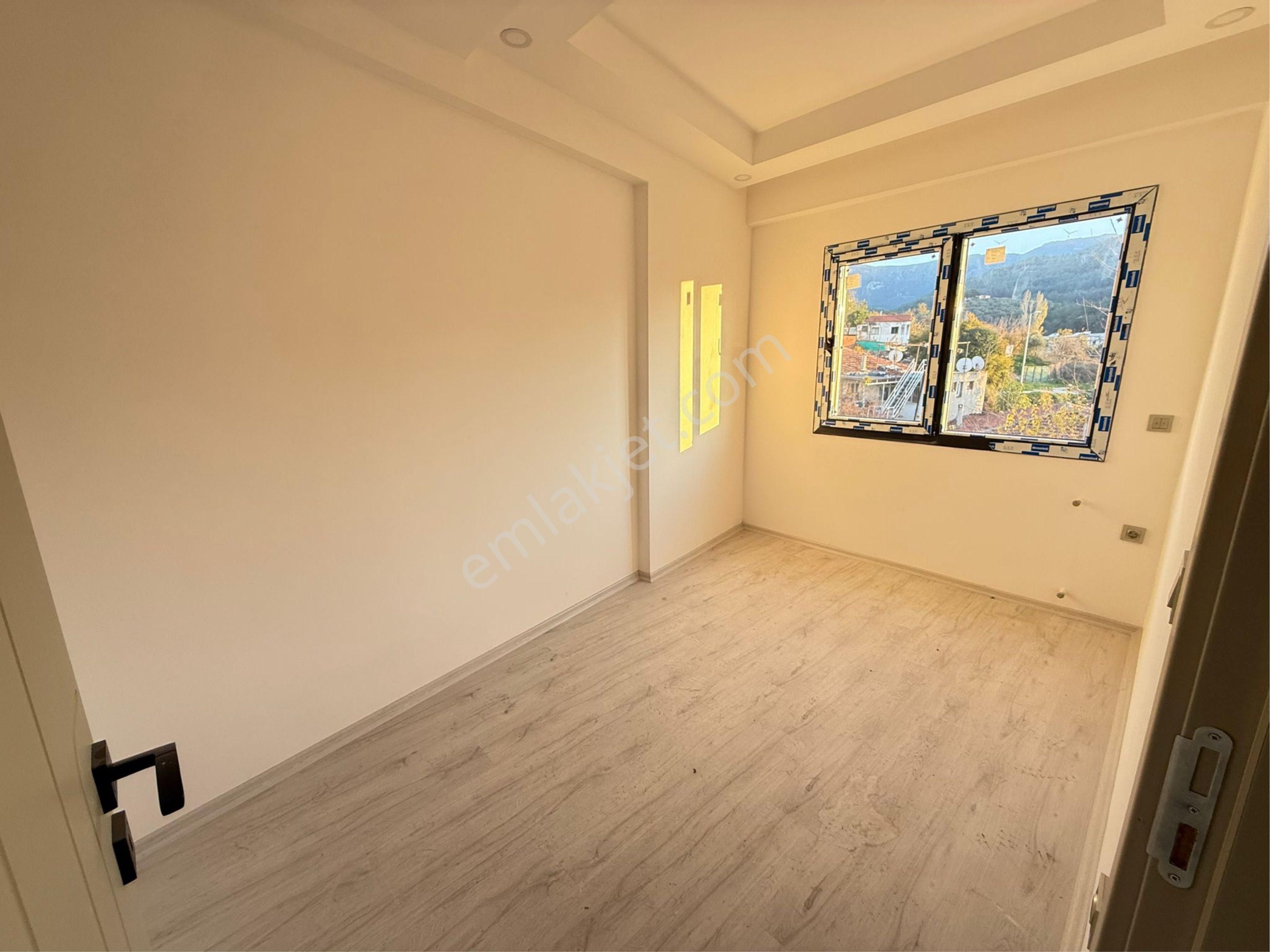 Kuşadası Davutlarda Satılık 2+1 Daire - Görsel 12