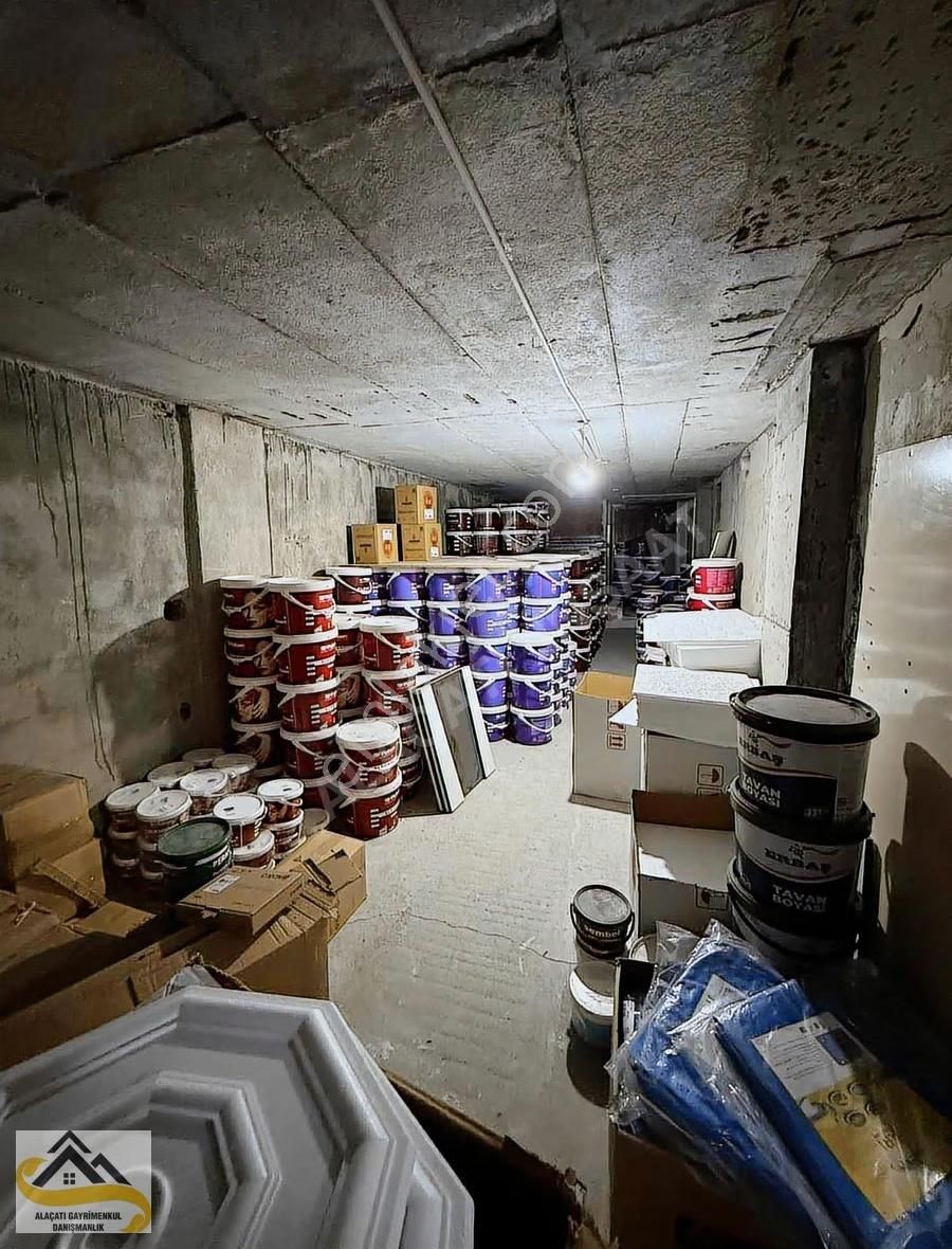 Alaçatı Dan Süper Konum 350 M2 İki Ayrı Tapu İki Köşe Dükkan - Görsel 21