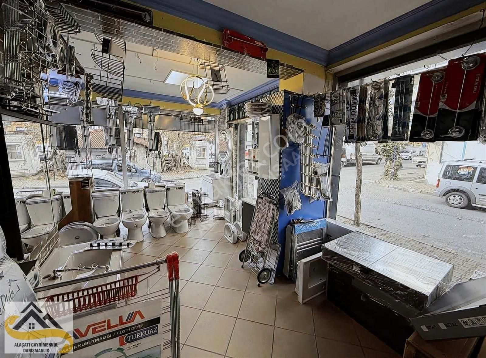 Alaçatı Dan Süper Konum 350 M2 İki Ayrı Tapu İki Köşe Dükkan - Görsel 15