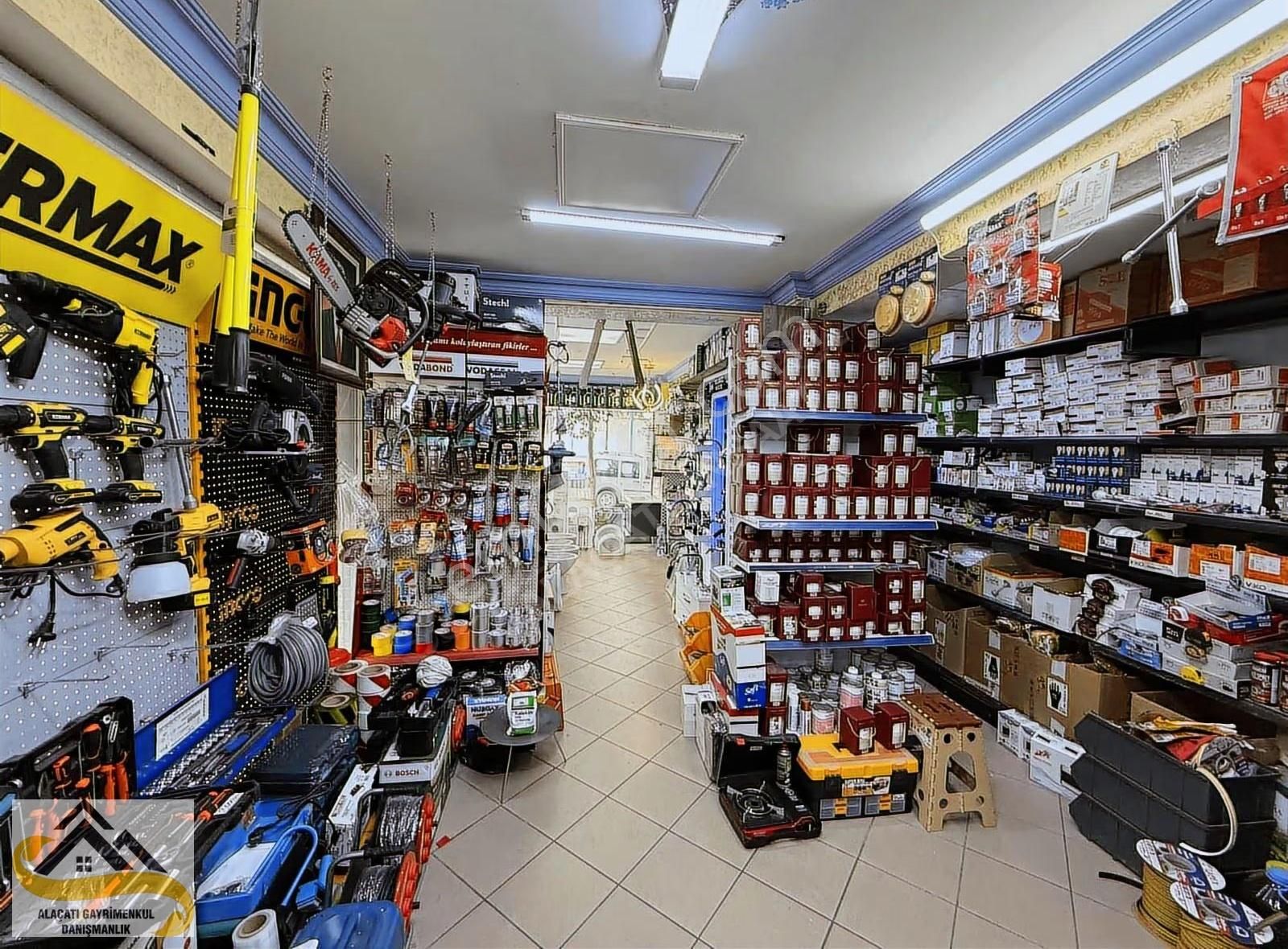 Alaçatı Dan Süper Konum 350 M2 İki Ayrı Tapu İki Köşe Dükkan - Görsel 22