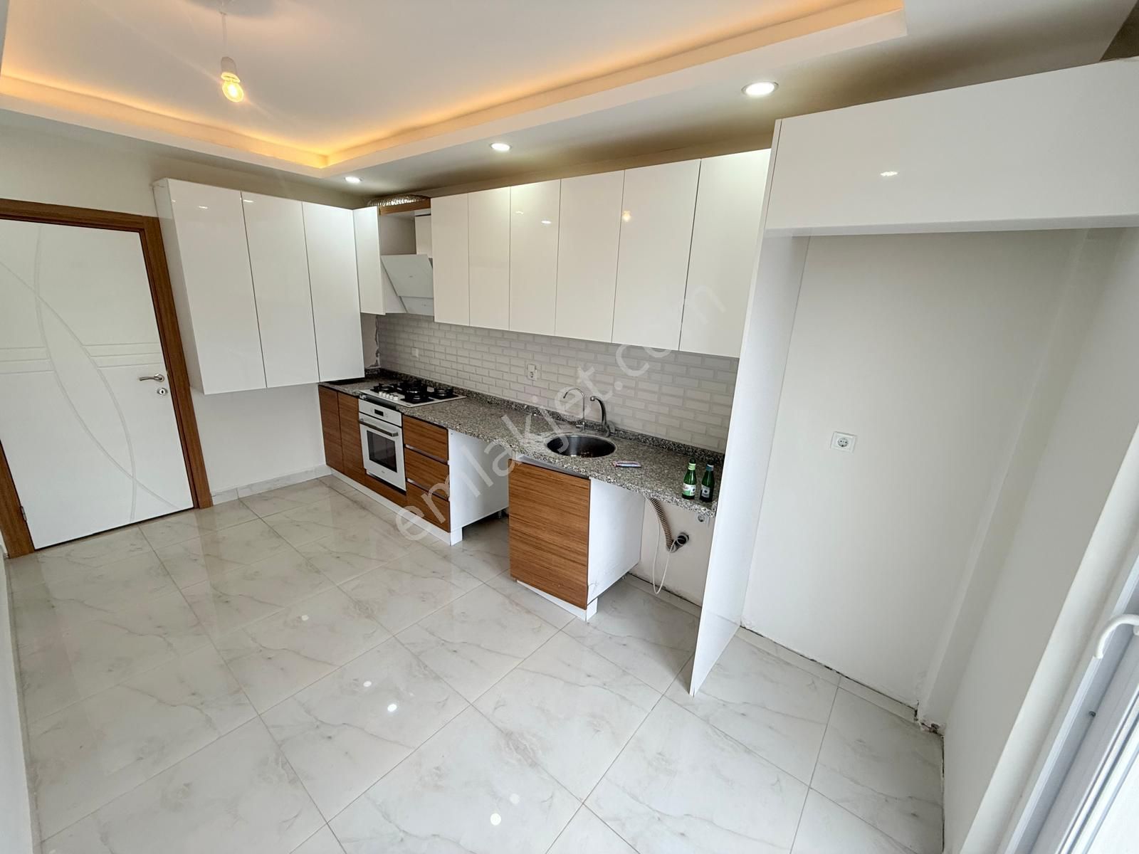 Varsak Aydoğmuşta Geniş Ara Kat Sınırsız Kredili 3+1 Daire - Görsel 2