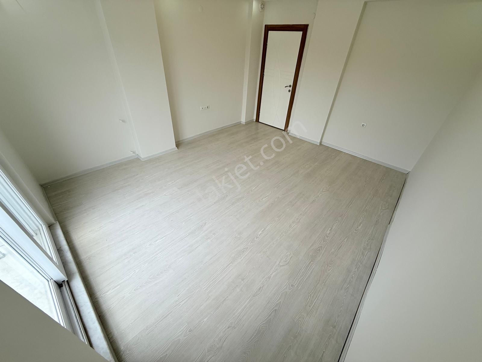 Varsak Aydoğmuşta Geniş Ara Kat Sınırsız Kredili 3+1 Daire - Görsel 13