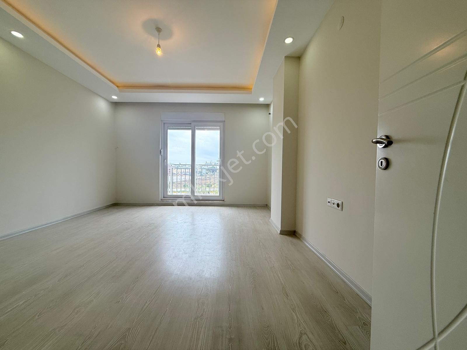 Varsak Aydoğmuşta Geniş Ara Kat Sınırsız Kredili 3+1 Daire - Görsel 15