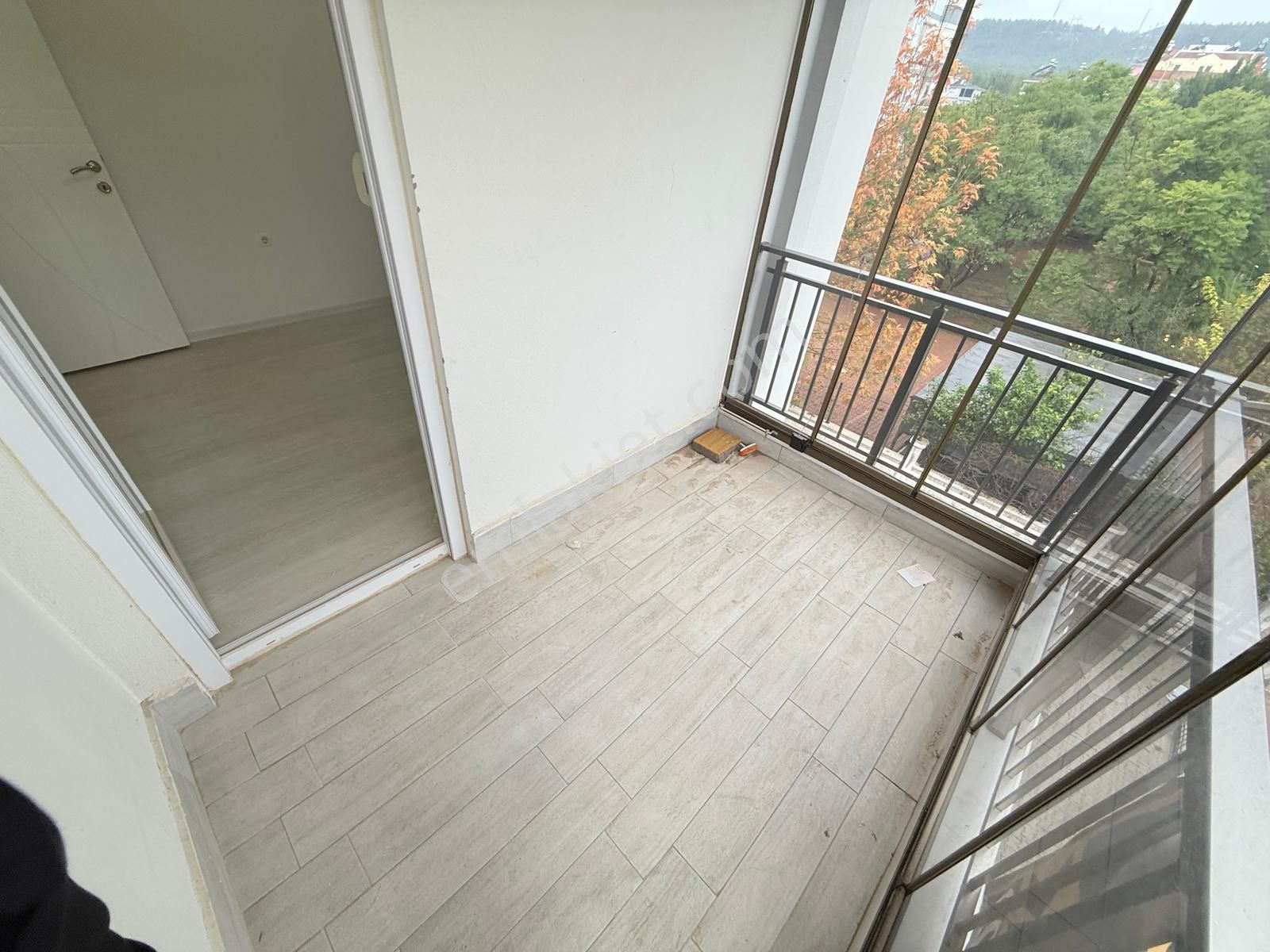 Varsak Aydoğmuşta Geniş Ara Kat Sınırsız Kredili 3+1 Daire - Görsel 24