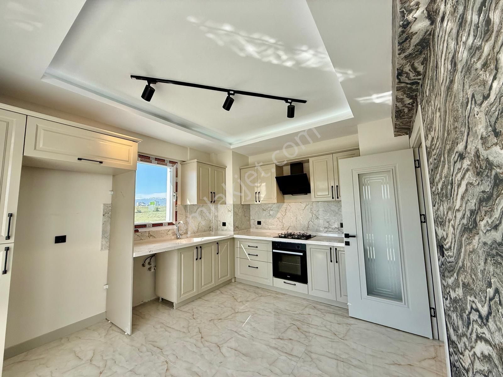 Şirintepe Mahallesinde 3 Cepheli, Geniş Ve Lüks 3+1 Sıfır Daire - Görsel 25