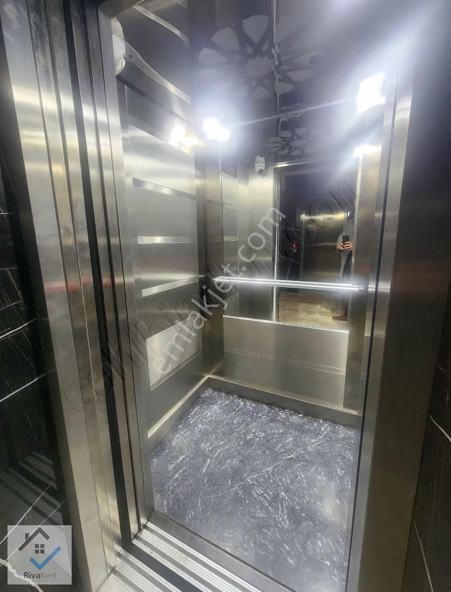 Karasamsunda Havuzlu Sitede Deniz Manzaralı 2+1 Daire - Görsel 2