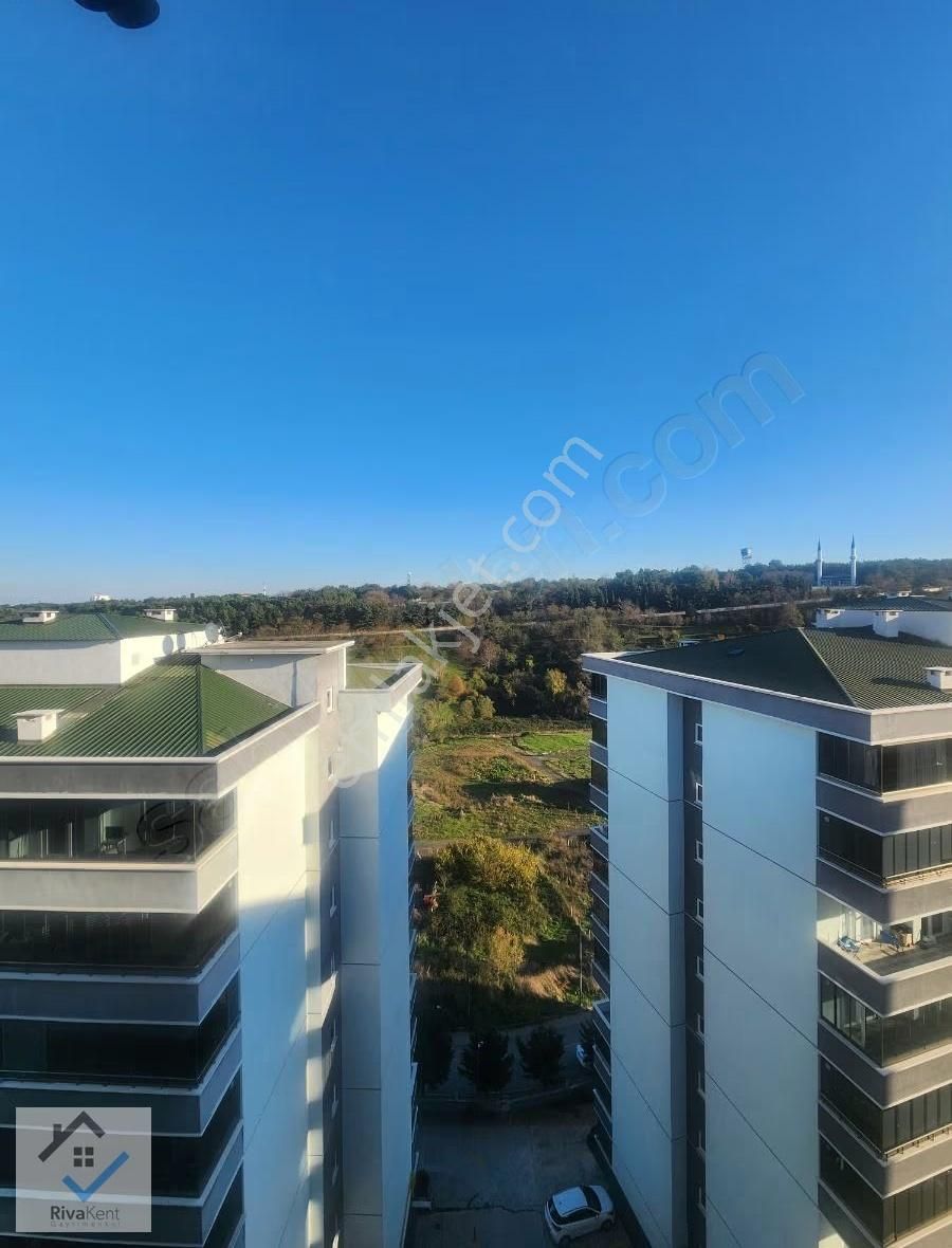 Karasamsunda Havuzlu Sitede Deniz Manzaralı 2+1 Daire - Görsel 11