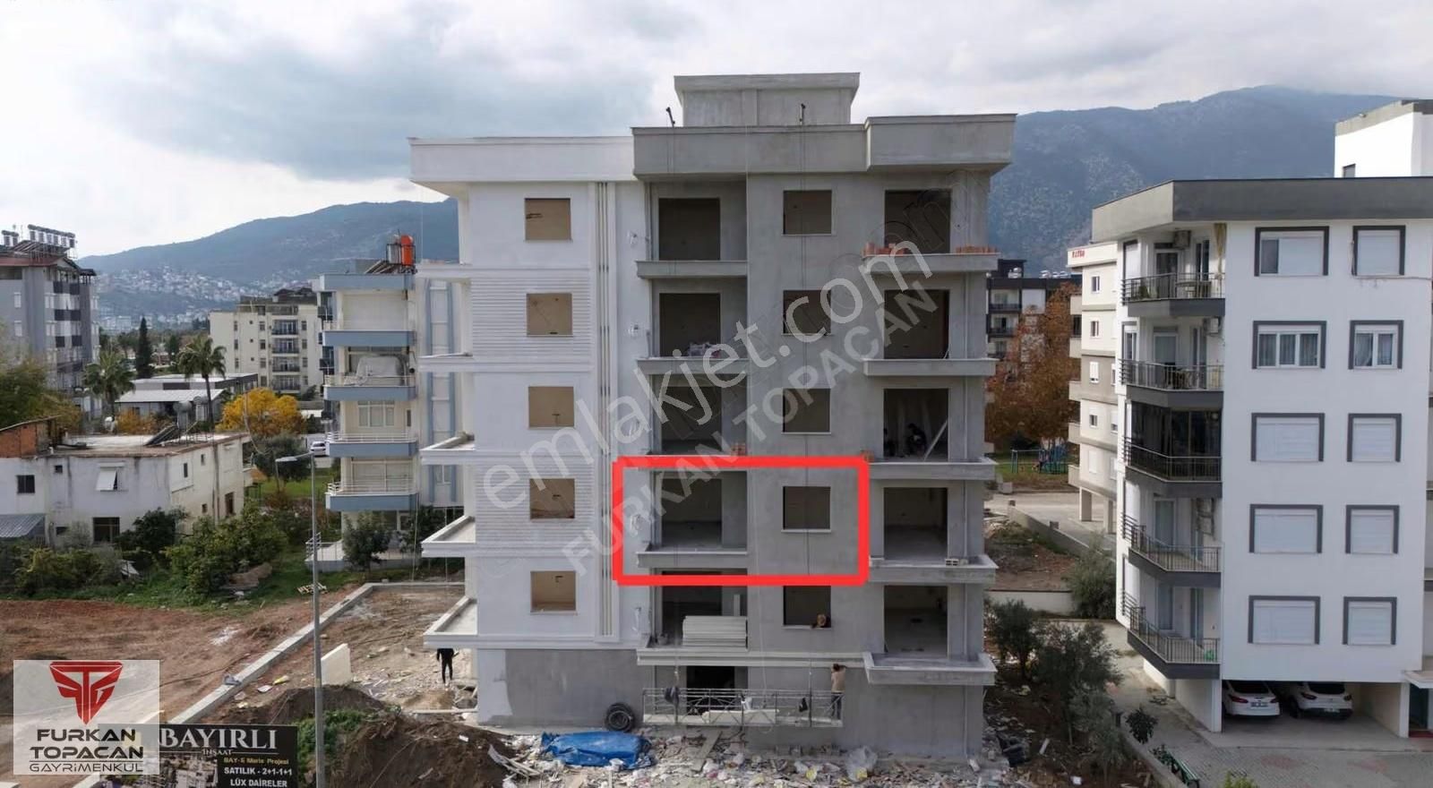 Furkan Topacan Gayrimenkul'den Satılık 1+1 Daire