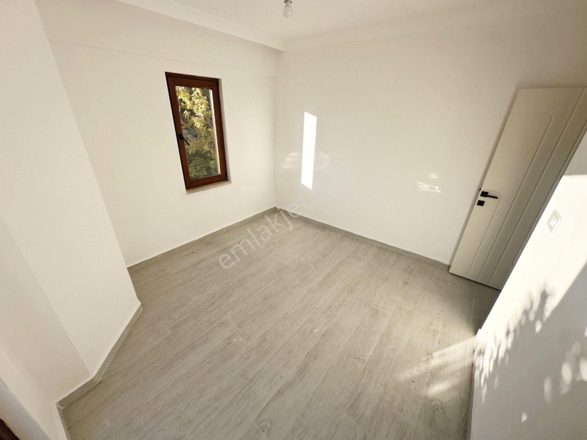 Ayanoğlundan Denize 50 Metre Altınoluk Avcılar Yolaltı Mevkiinde Satılık 3+1 İkiz Müstakil Ev - Görsel 24