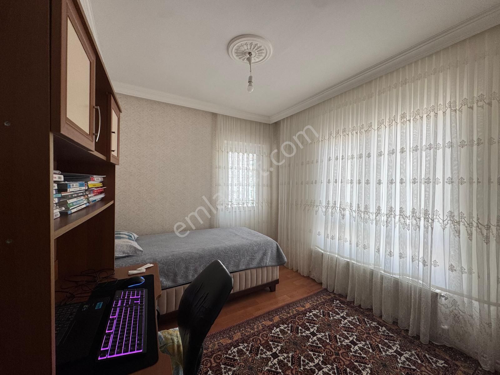 Kalecik Emlak'tan Merkez Mahallesin'de 3+1 3.kat Köşebaşı Hesaplı Daire - Görsel 9