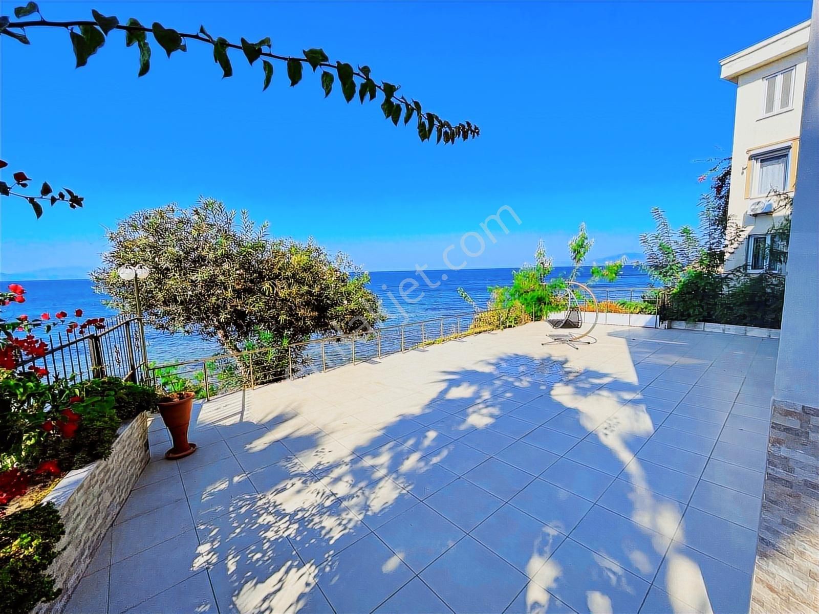 Acil Satılık ▃▅▇ Yabancıdan Denize Sıfır - Görsel 7