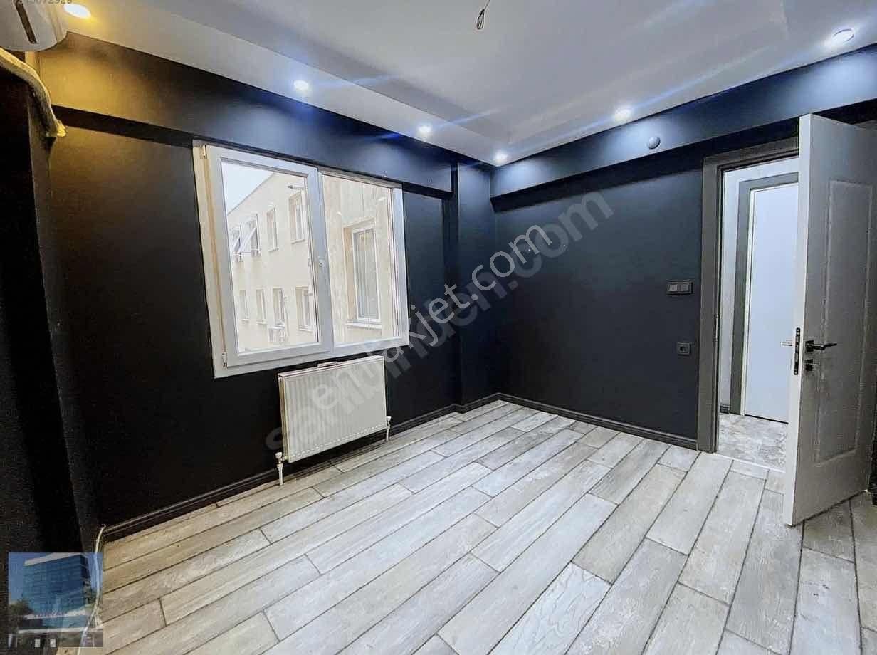Bornova Merkezde Full Tadilatlı Doğalgazlı Kiralık 3+1 Daire - Görsel 5