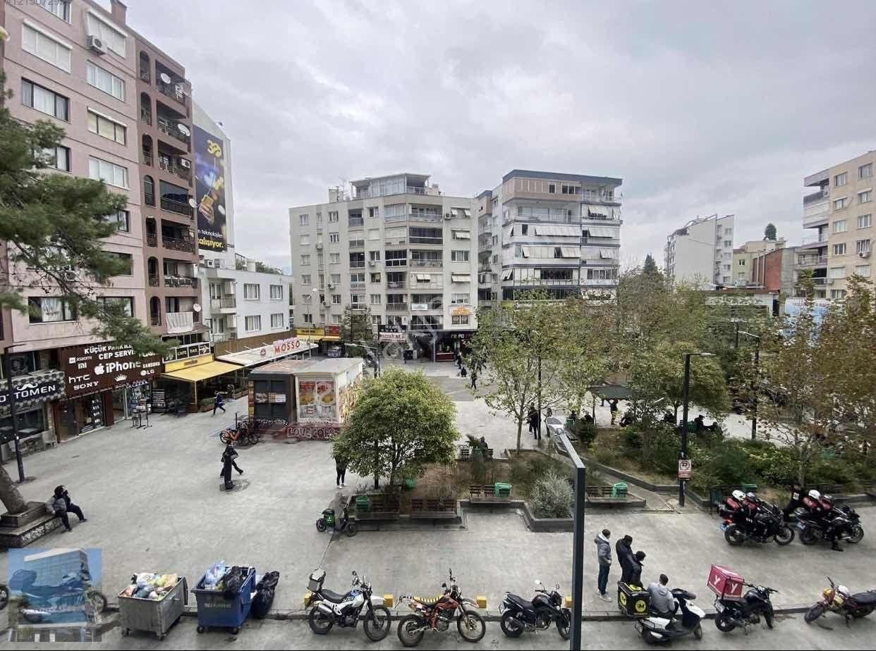 Bornova Merkezde Full Tadilatlı Doğalgazlı Kiralık 3+1 Daire - Görsel 28