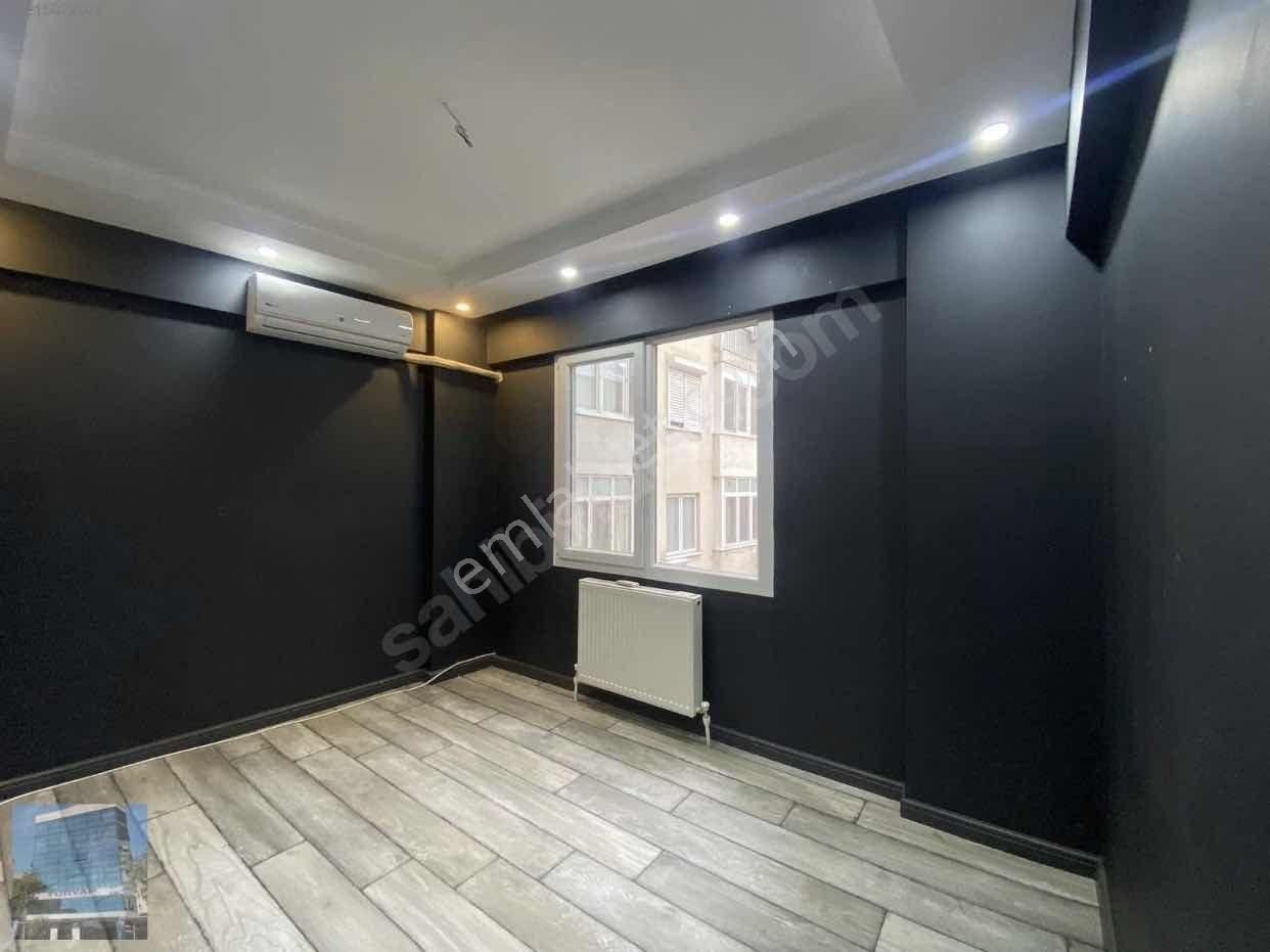 Bornova Merkezde Full Tadilatlı Doğalgazlı Kiralık 3+1 Daire - Görsel 7