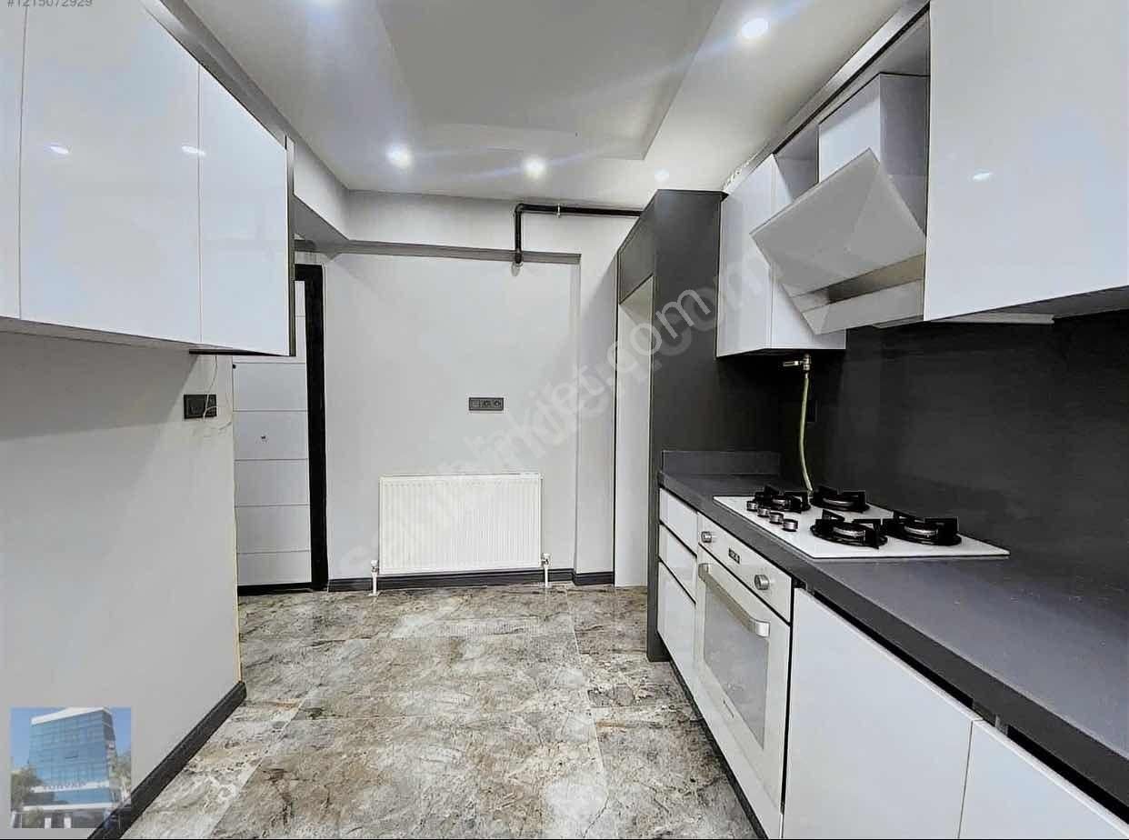 Bornova Merkezde Full Tadilatlı Doğalgazlı Kiralık 3+1 Daire - Görsel 21