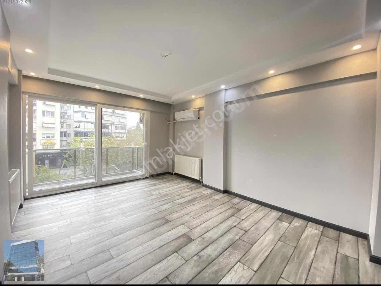 Bornova Merkezde Full Tadilatlı Doğalgazlı Kiralık 3+1 Daire - Görsel 19