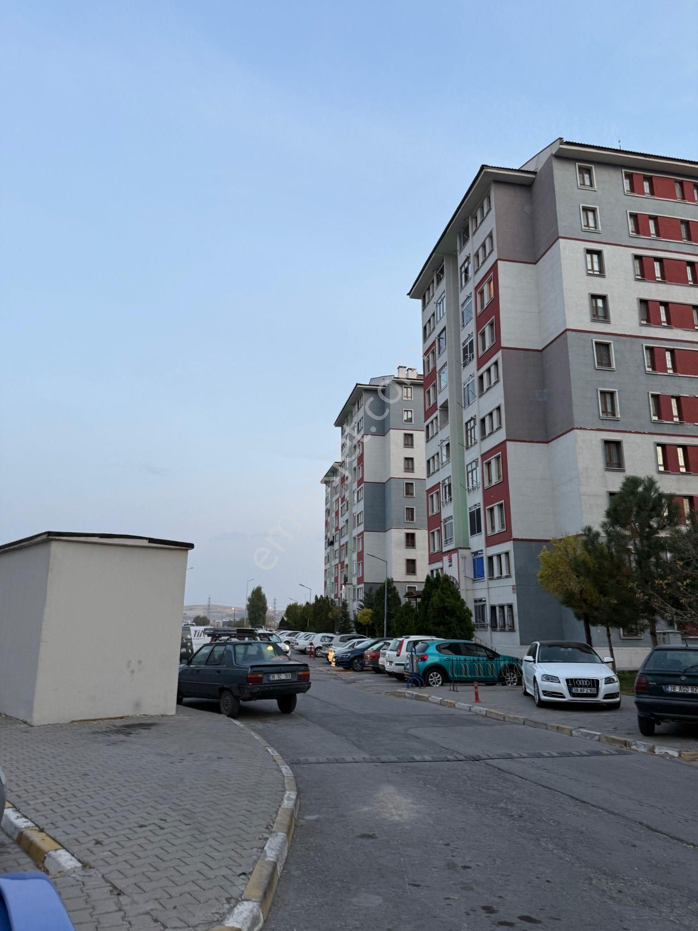 Bedavaaa!kayseri Şehir Hastanesi Arkası Şeker Tokide 2+1 Yüksek Zeminli Daire - Görsel 3