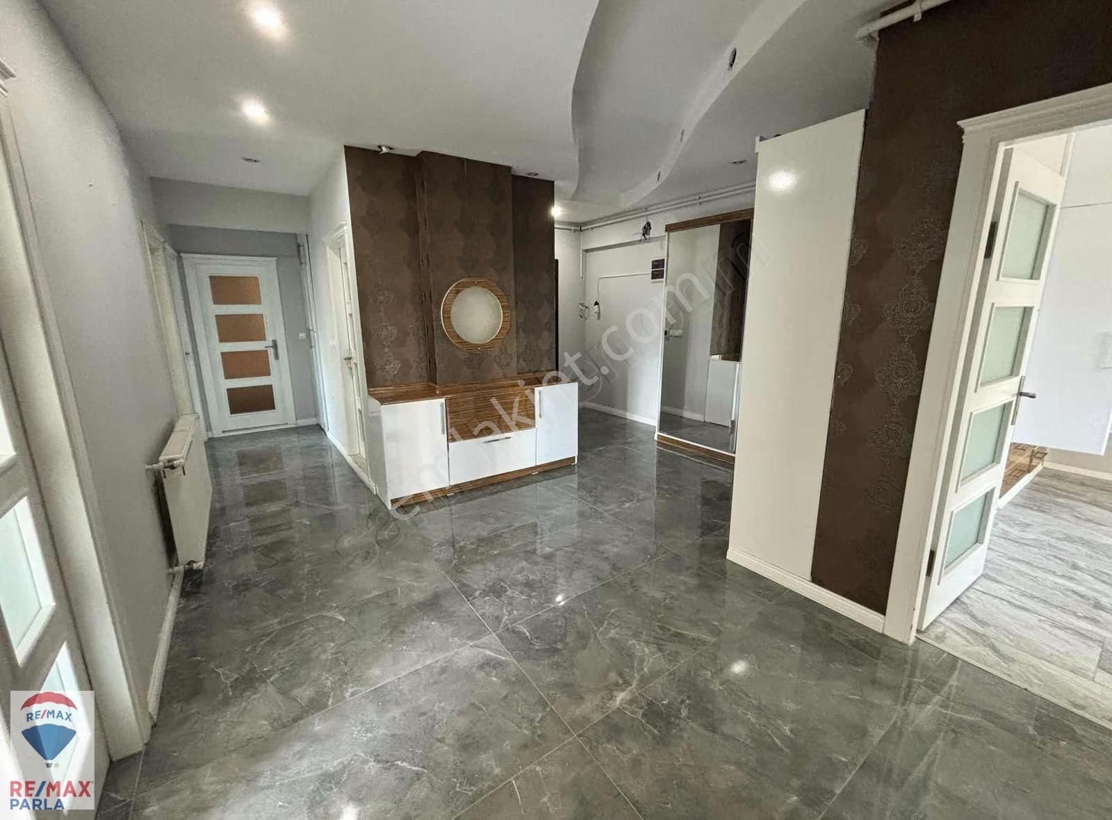 Remax / Can Baydır / Duruşehir Site İçi 155m2 Net 3+1 Satılık - Görsel 20