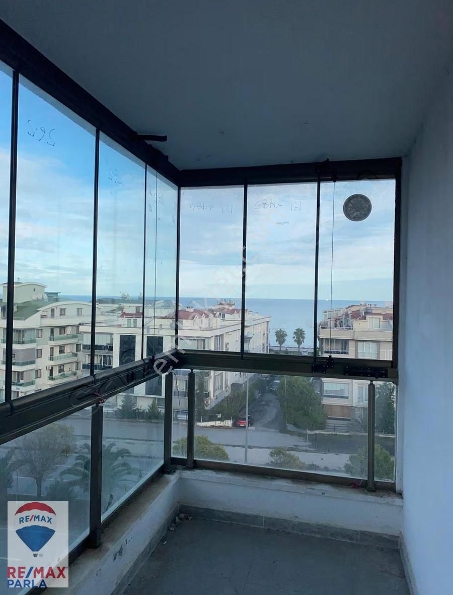 Atakum'da Full Deniz Manzaralı 2+1 Daire-remax Ezgi Kansız