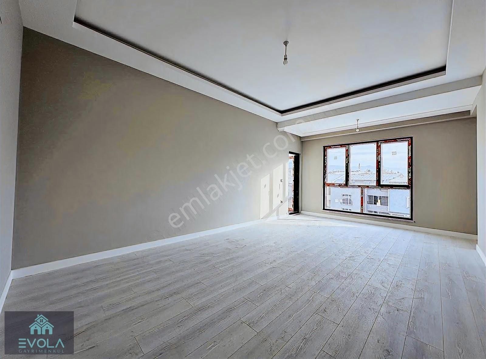Evola Gayrimenkul'den Mükemmel Konumda Kiralık 2+1 Daire - Görsel 13
