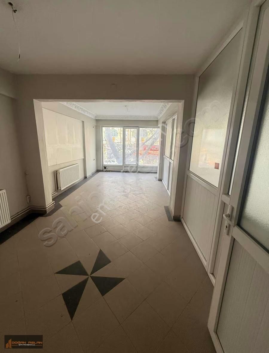 Doğan Aslan'dan Cadde Üzeri Kiralık Dükkan - Görsel 8