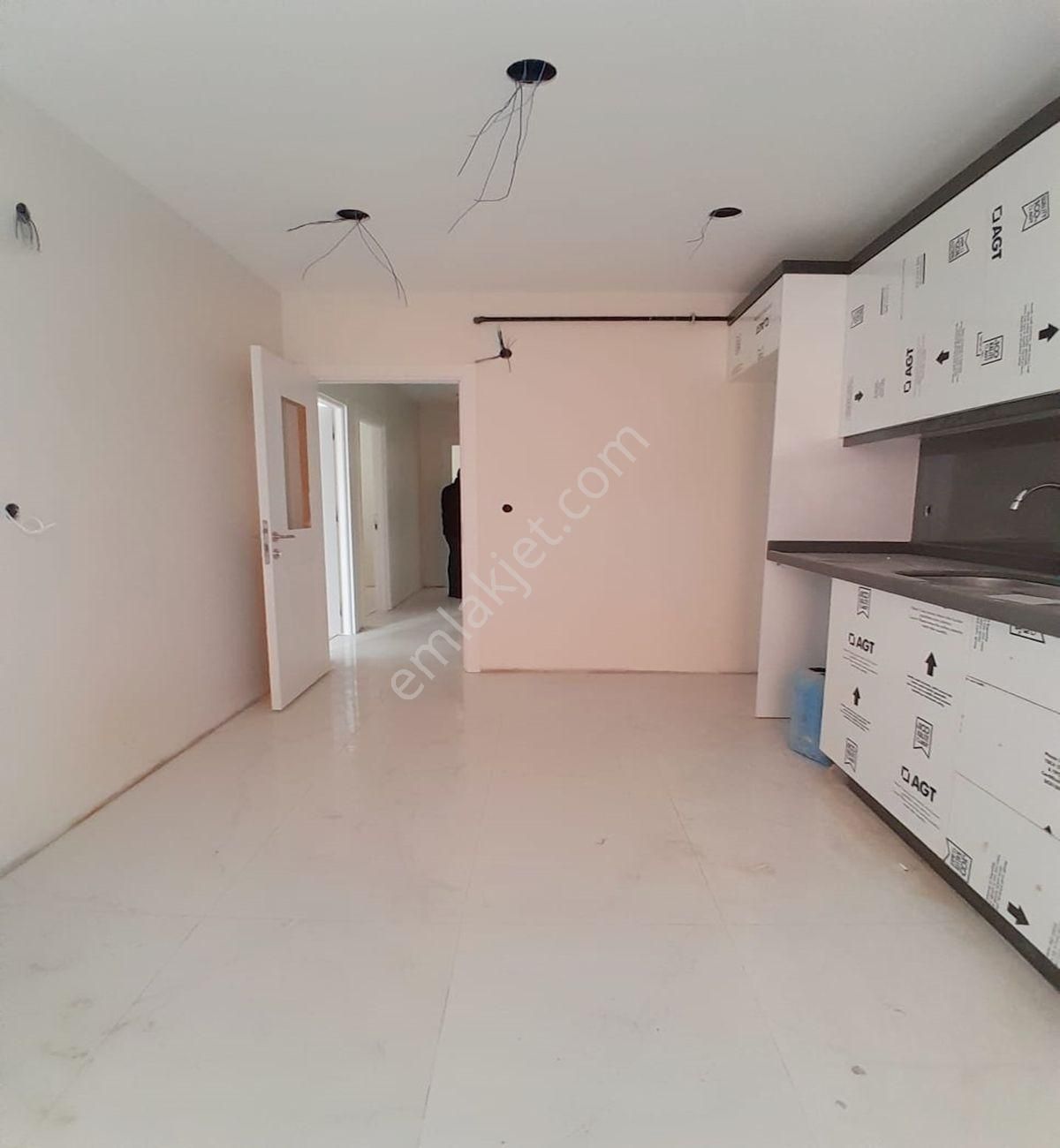 Yılbaşına Özel Avcılar Cihangirde 2+1 Sıfır Kapalı Otoparklı Daire - Görsel 21