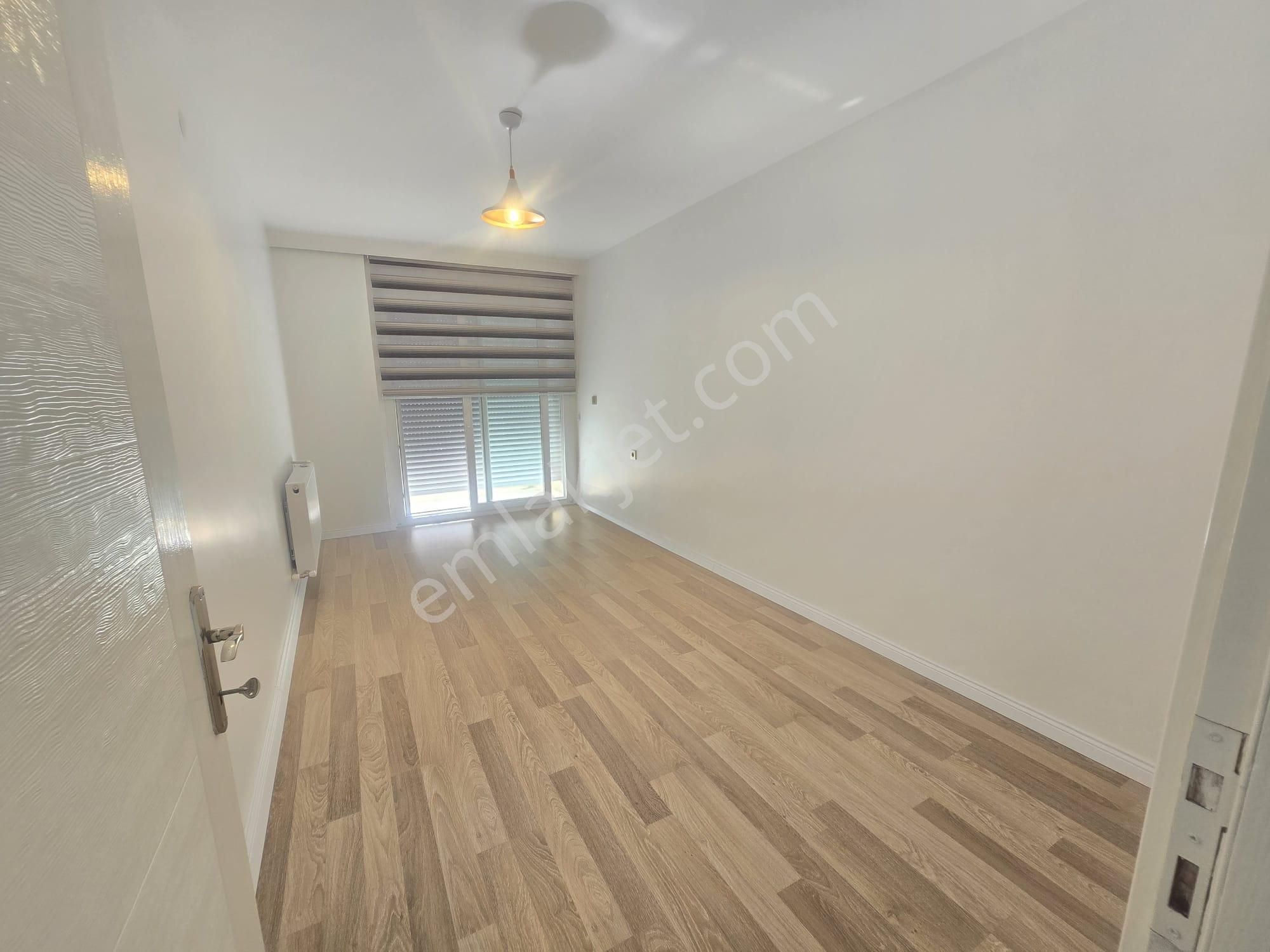 Davutlar Merkezde Ebeveyn Banyolu, 3+1 Daire - Görsel 12