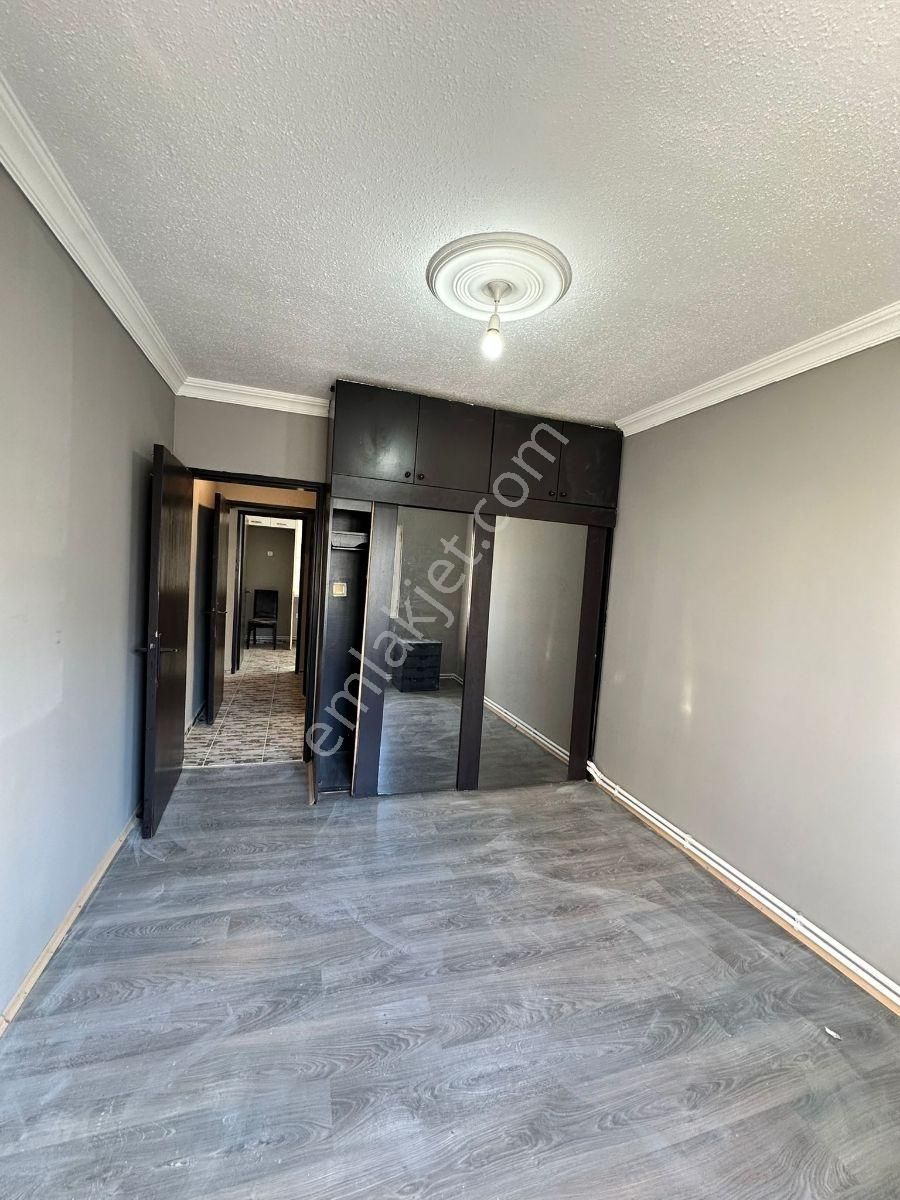 Çerkezköy Tepe Emlak Konutlarında Aidat Dahil Kiralık Daire - Görsel 23