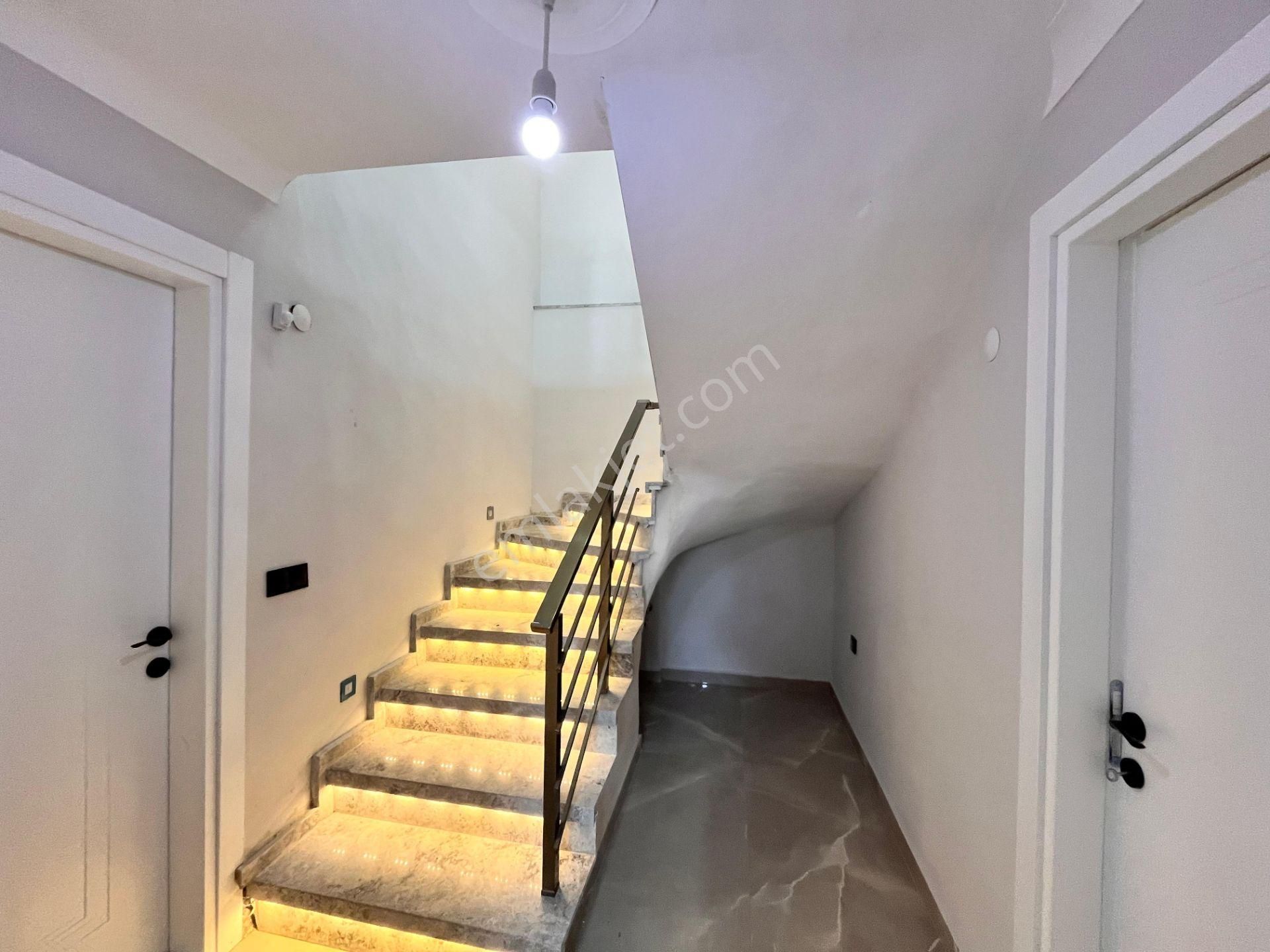 Parstan Gürede Geniş Bahçeli Lüks Donanımlı Geniş 3+1 Müstakil Ev - Görsel 13