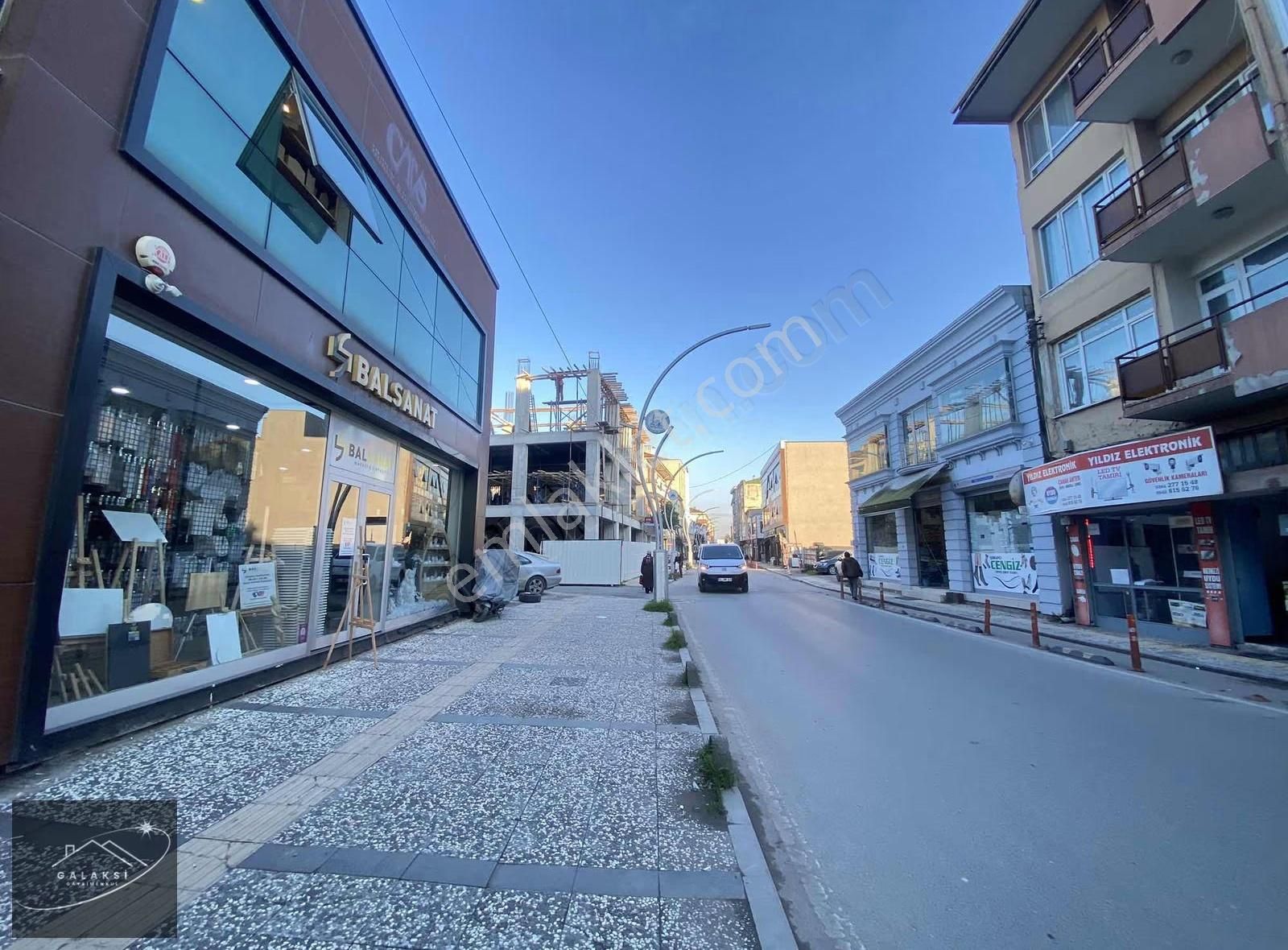 Çark Caddesi İçi Yenilenmiş Geniş Ve Ferah 3+1 Kiralık Daire - Görsel 13