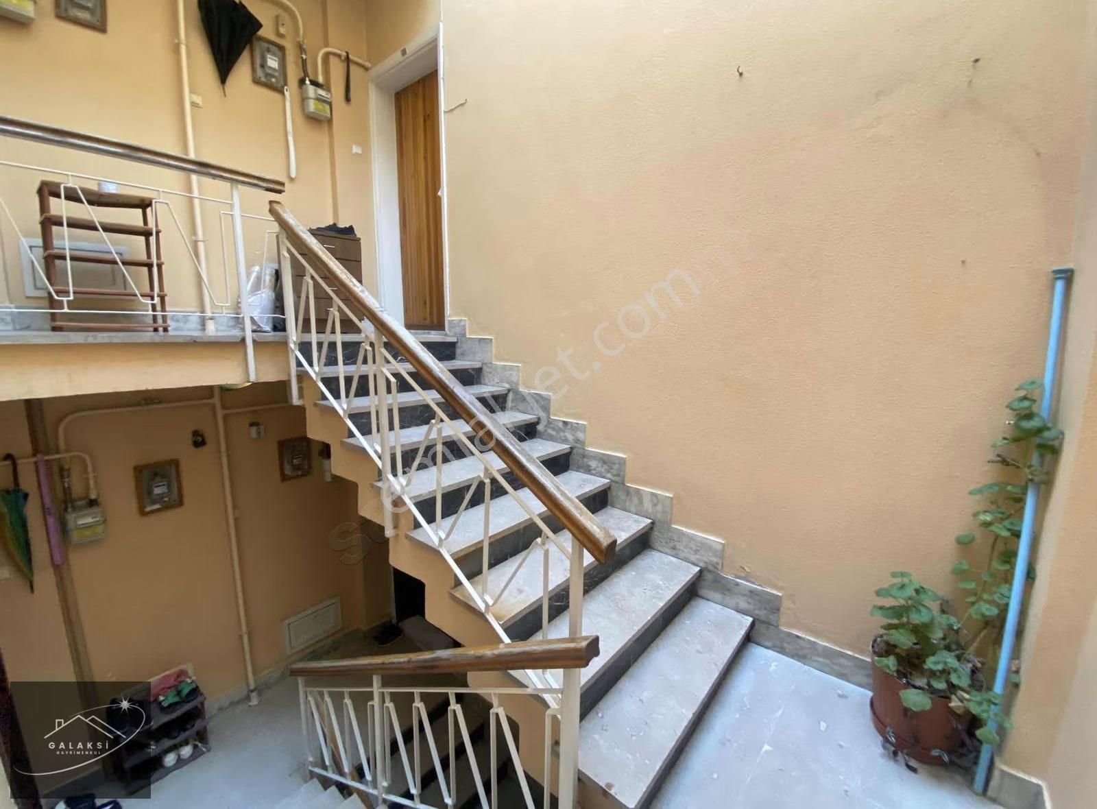 Çark Caddesi İçi Yenilenmiş Geniş Ve Ferah 3+1 Kiralık Daire - Görsel 27