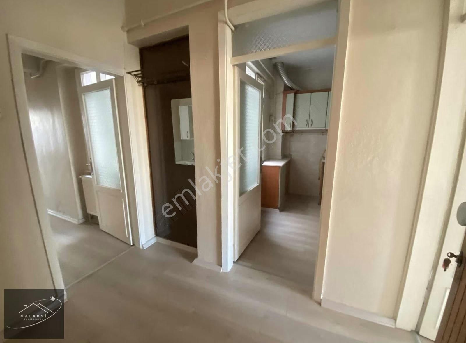 Çark Caddesi İçi Yenilenmiş Geniş Ve Ferah 3+1 Kiralık Daire - Görsel 5