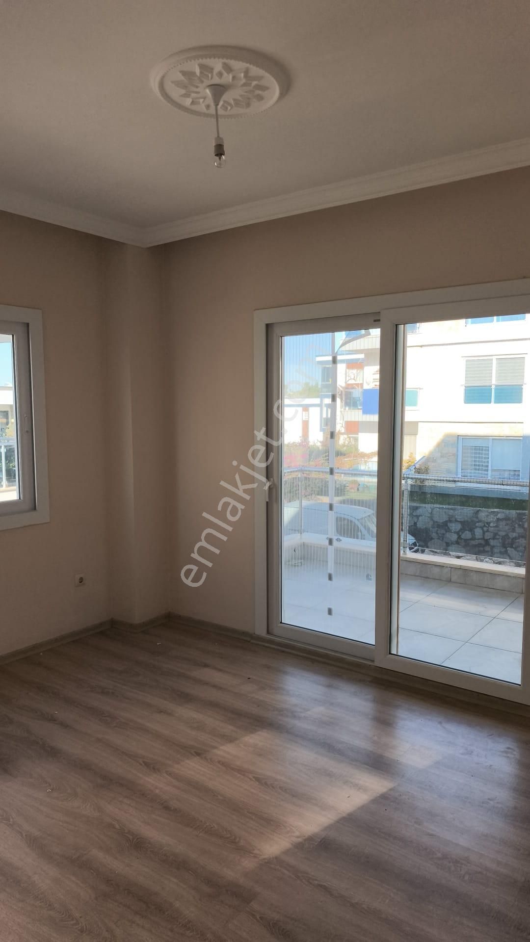 Bodrum Mumcular - Site İçerisinde 3+1 Kiralık Daire 25.000 Tl - Görsel 12