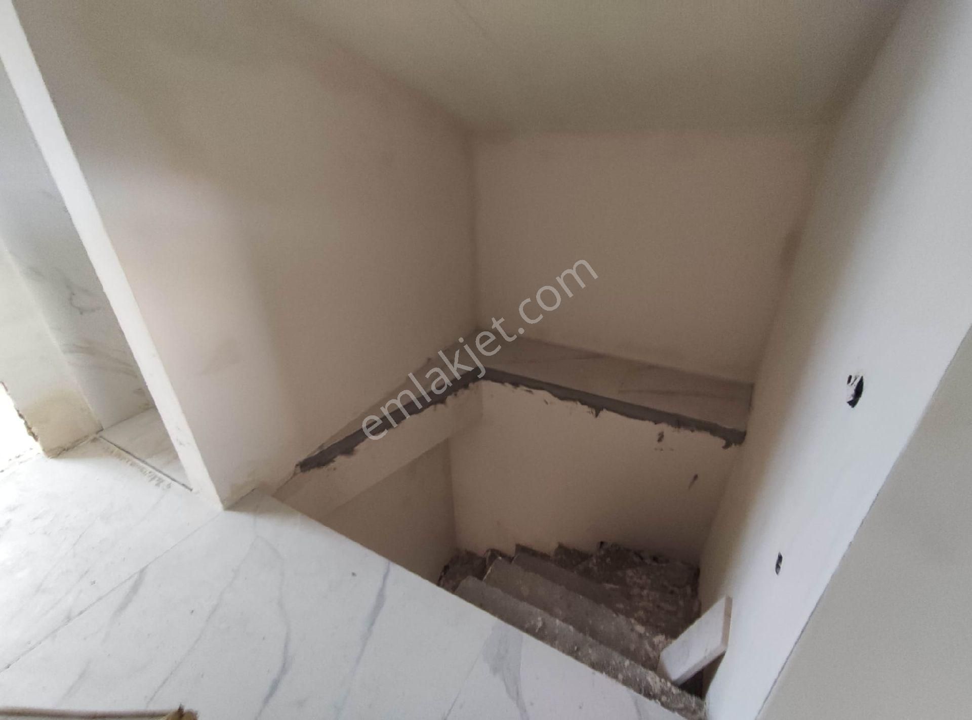 Para'dan Sultanbeyli'de Sıfır Bina Geniş Teras 3+1 Dubleks Daire - Görsel 23