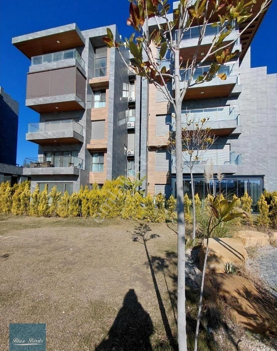 Kuşadası.satıkıl Ege Mahallesinde Lüks Site İçi Yüksek 1. Kat - Görsel 17