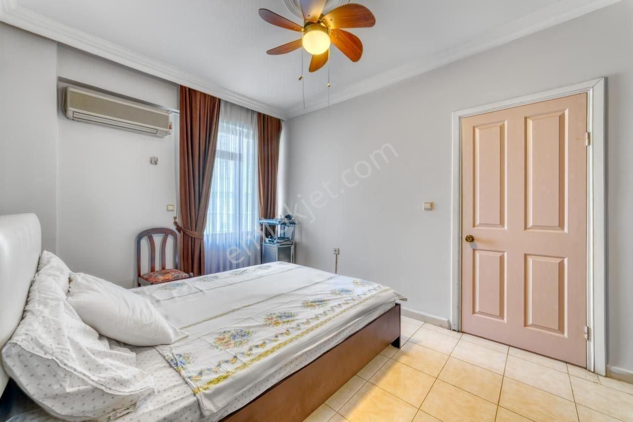 Alanya Mahmutlarda Denize Sıfır 3+1 Satılık Daire Full Deniz Manzaralı - Görsel 23