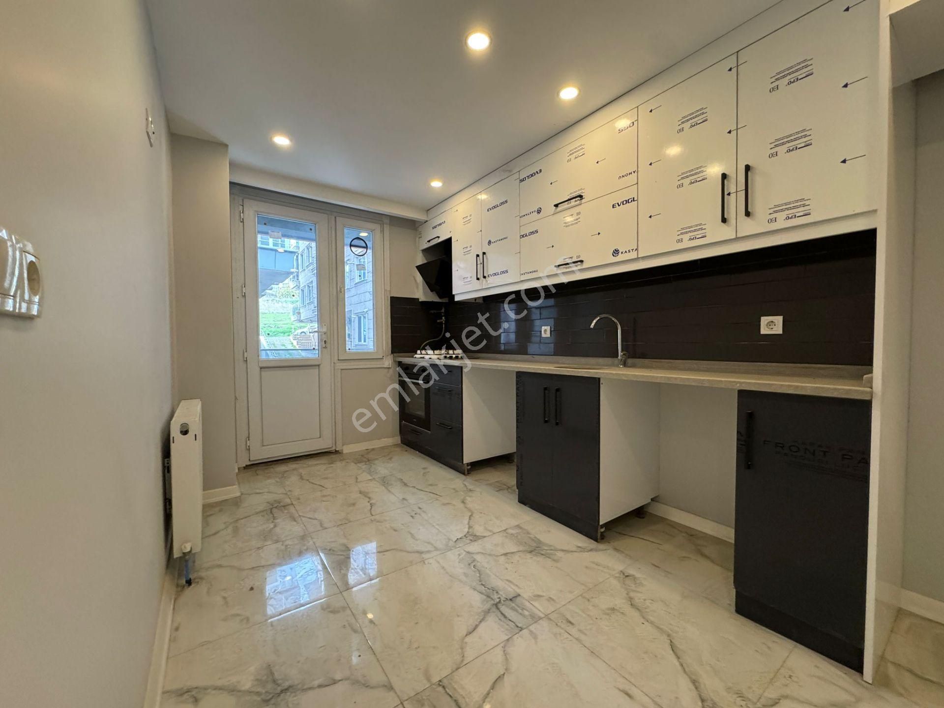 Beylikdüzü Yakuplu Da Satılık 2+1 Arakat Metrobüse Yürüme 15 Dk - Görsel 12