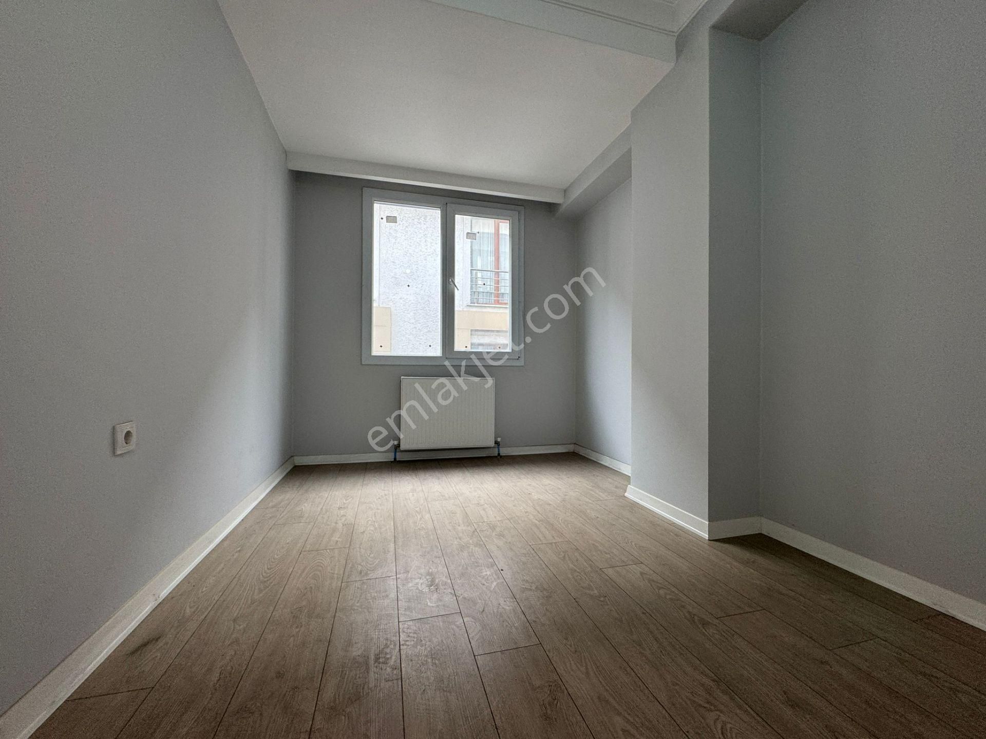 Beylikdüzü Yakuplu Da Satılık 2+1 Arakat Metrobüse Yürüme 15 Dk - Görsel 22