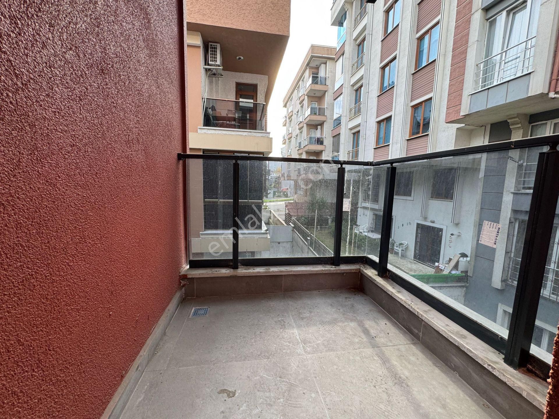 Beylikdüzü Yakuplu Da Satılık 2+1 Arakat Metrobüse Yürüme 15 Dk - Görsel 10