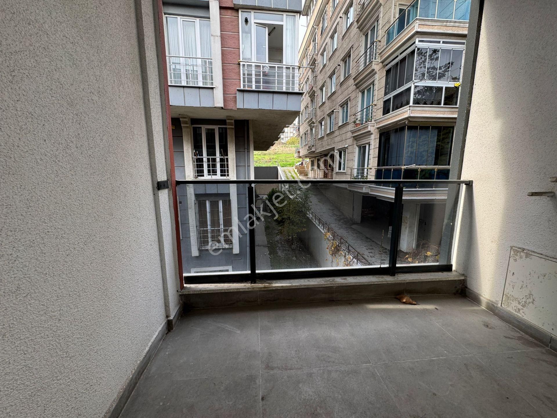 Beylikdüzü Yakuplu Da Satılık 2+1 Arakat Metrobüse Yürüme 15 Dk - Görsel 15