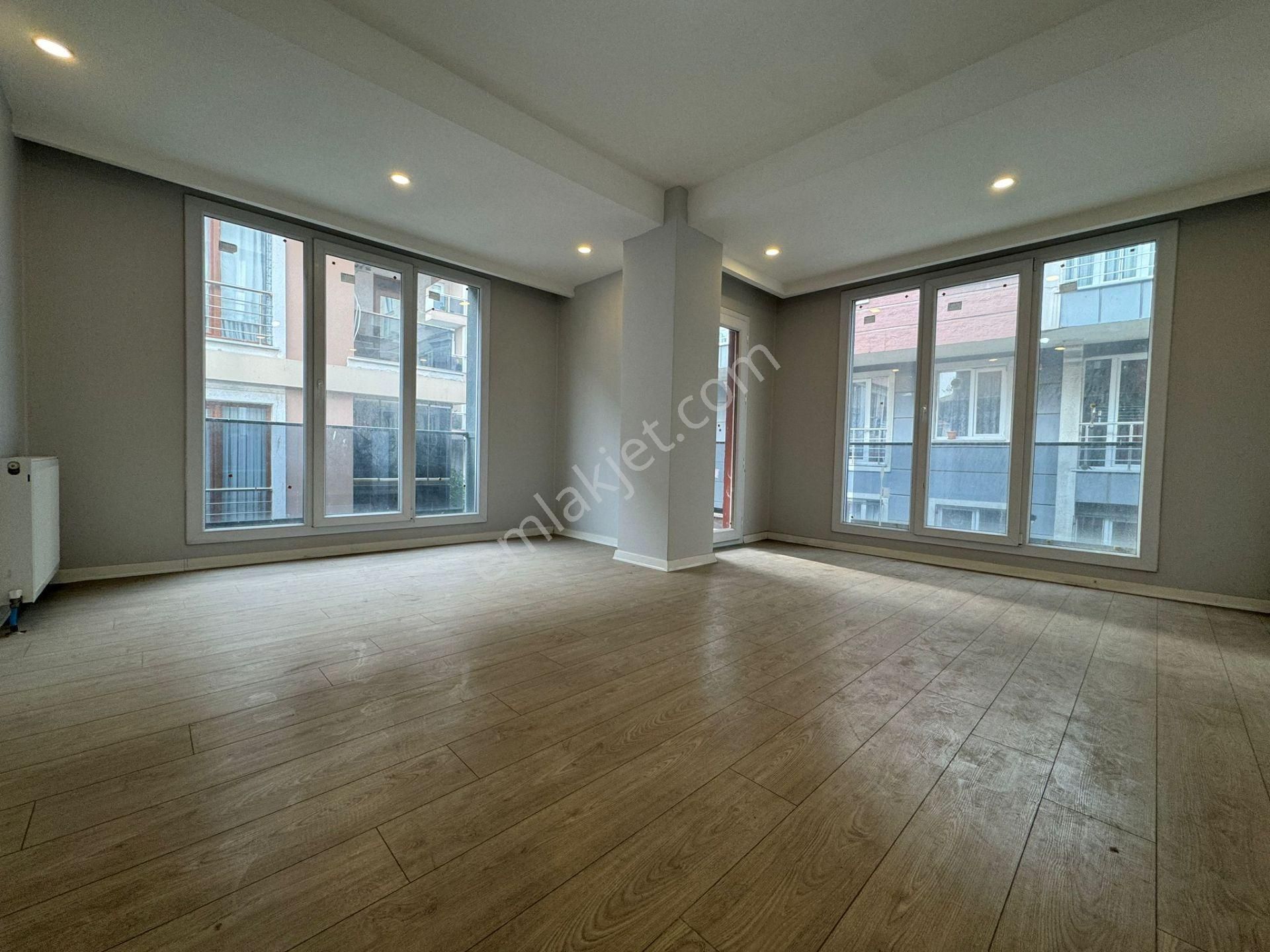 Beylikdüzü Yakuplu Da Satılık 2+1 Arakat Metrobüse Yürüme 15 Dk - Görsel 9